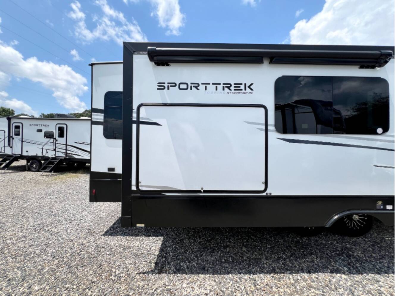 A photo of this 2026 Venture Rv SportTrek 363VFR