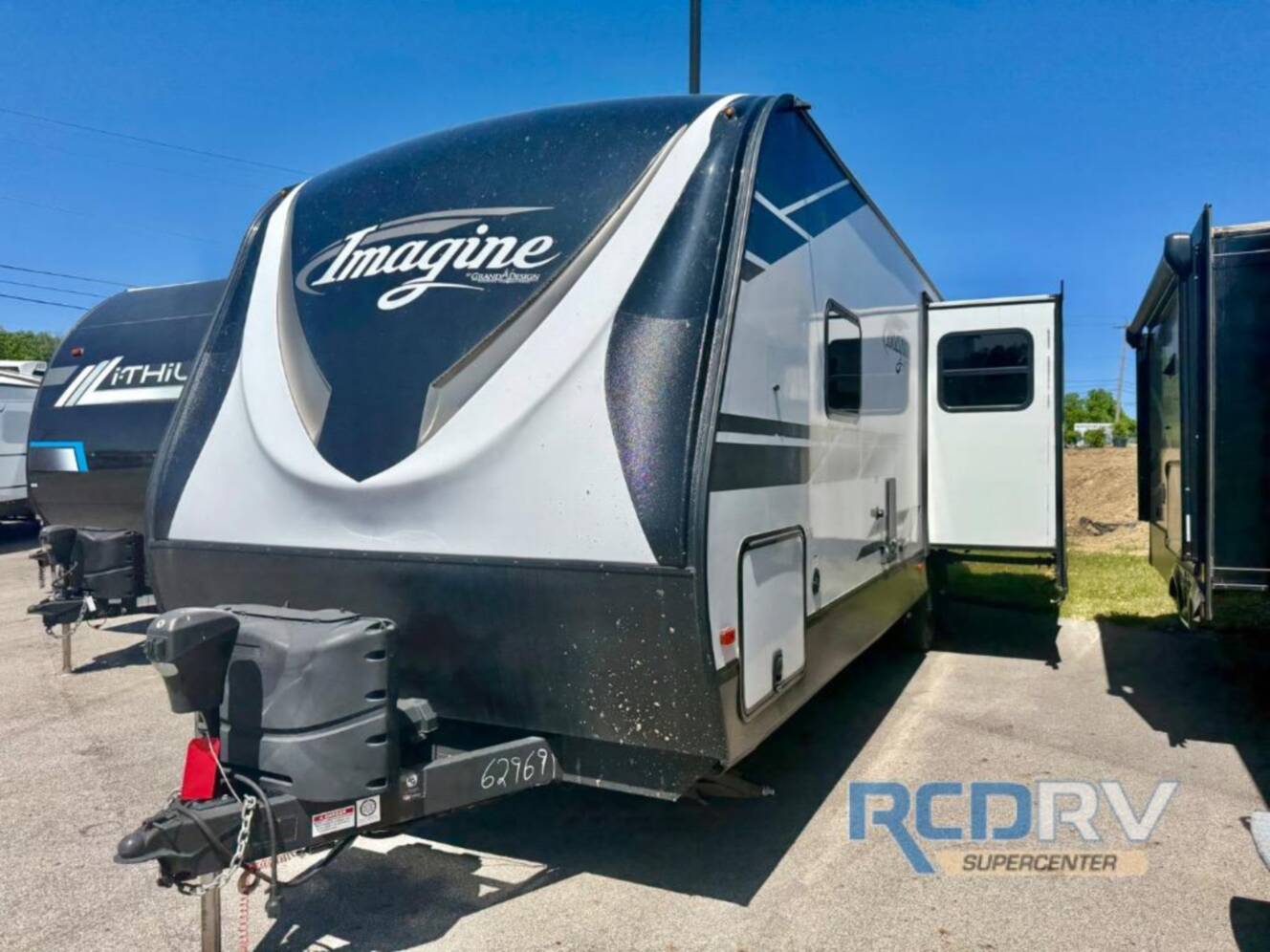A photo of this 2021 Grand Design Imagine 2670MK