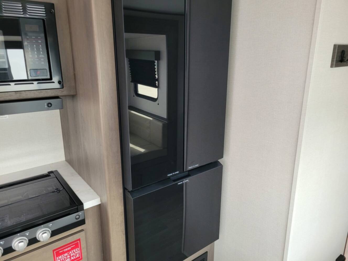 A photo of this 2026 Grand Design Transcend 325BHT