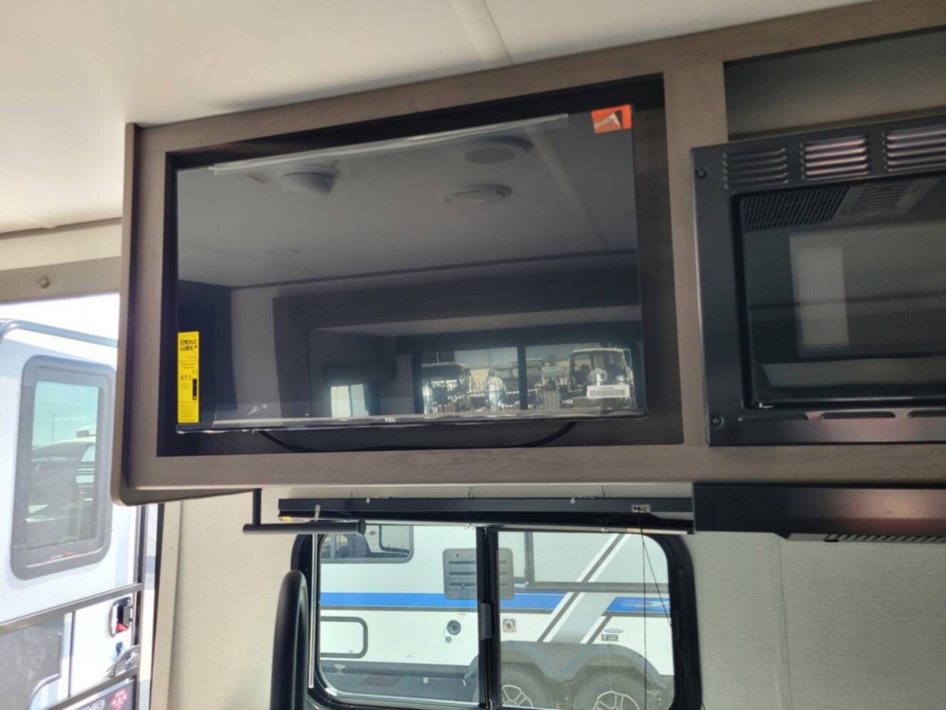 A photo of this 2026 Grand Design Transcend 325BHT