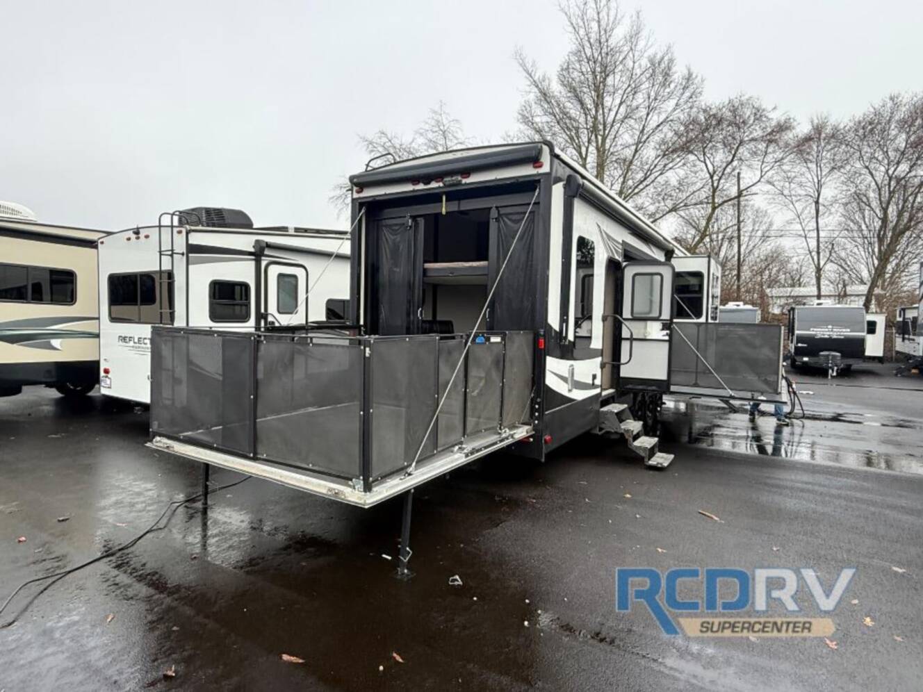 A photo of this 2019 Kz Venom 4113TK