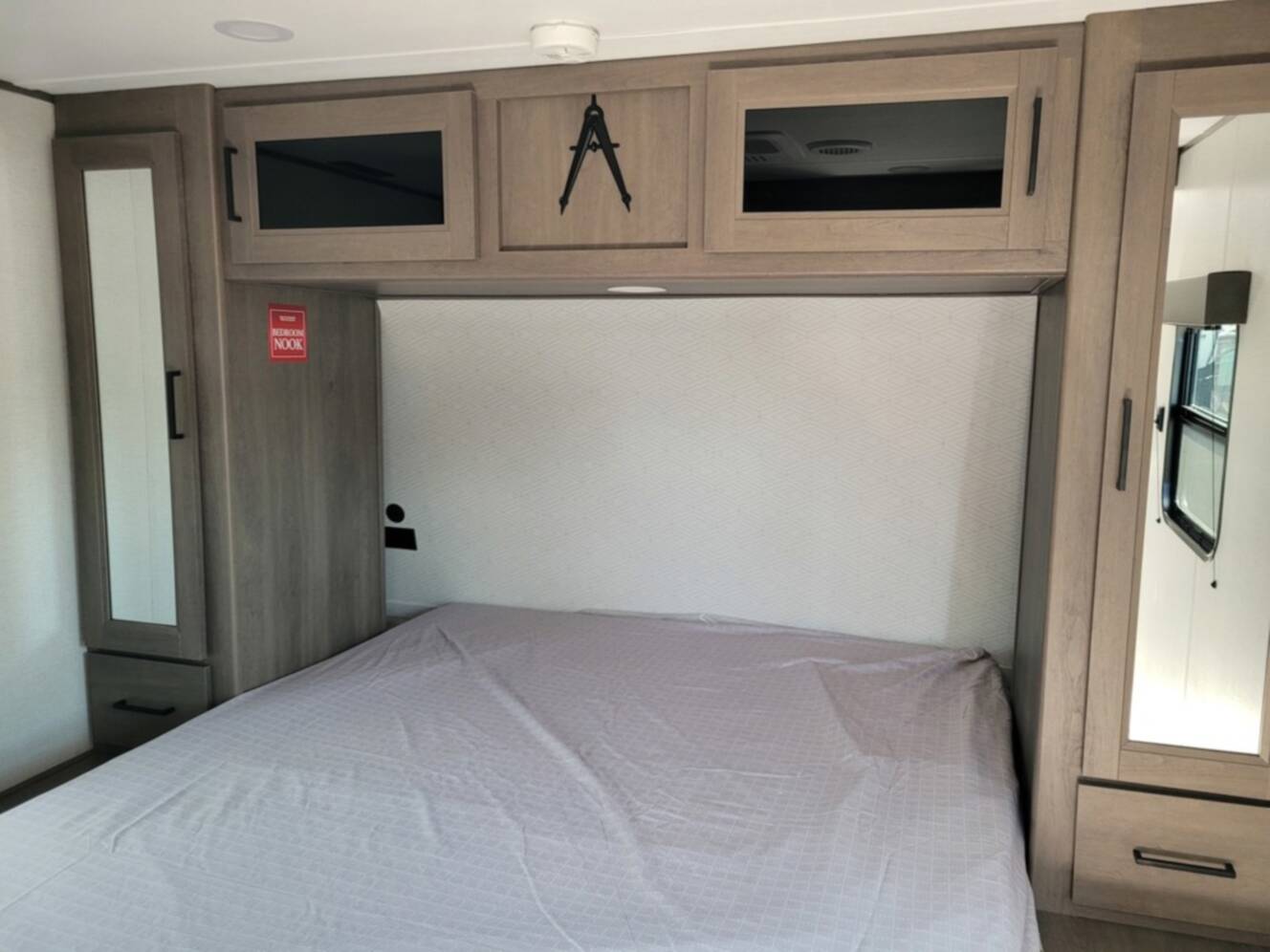 A photo of this 2026 Grand Design Transcend 325BHT