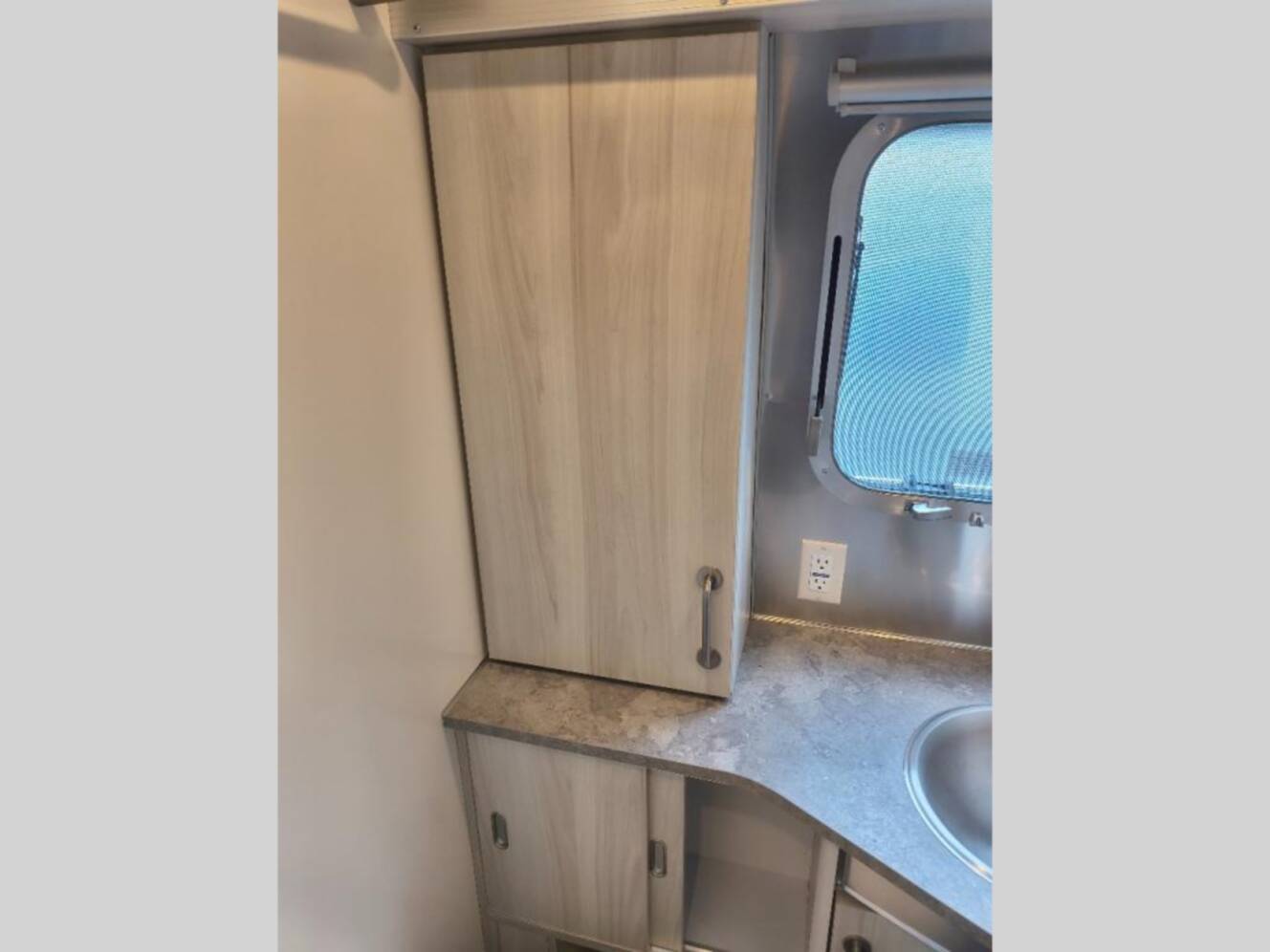 A photo of this 2026 Airstream International 25FB Twin