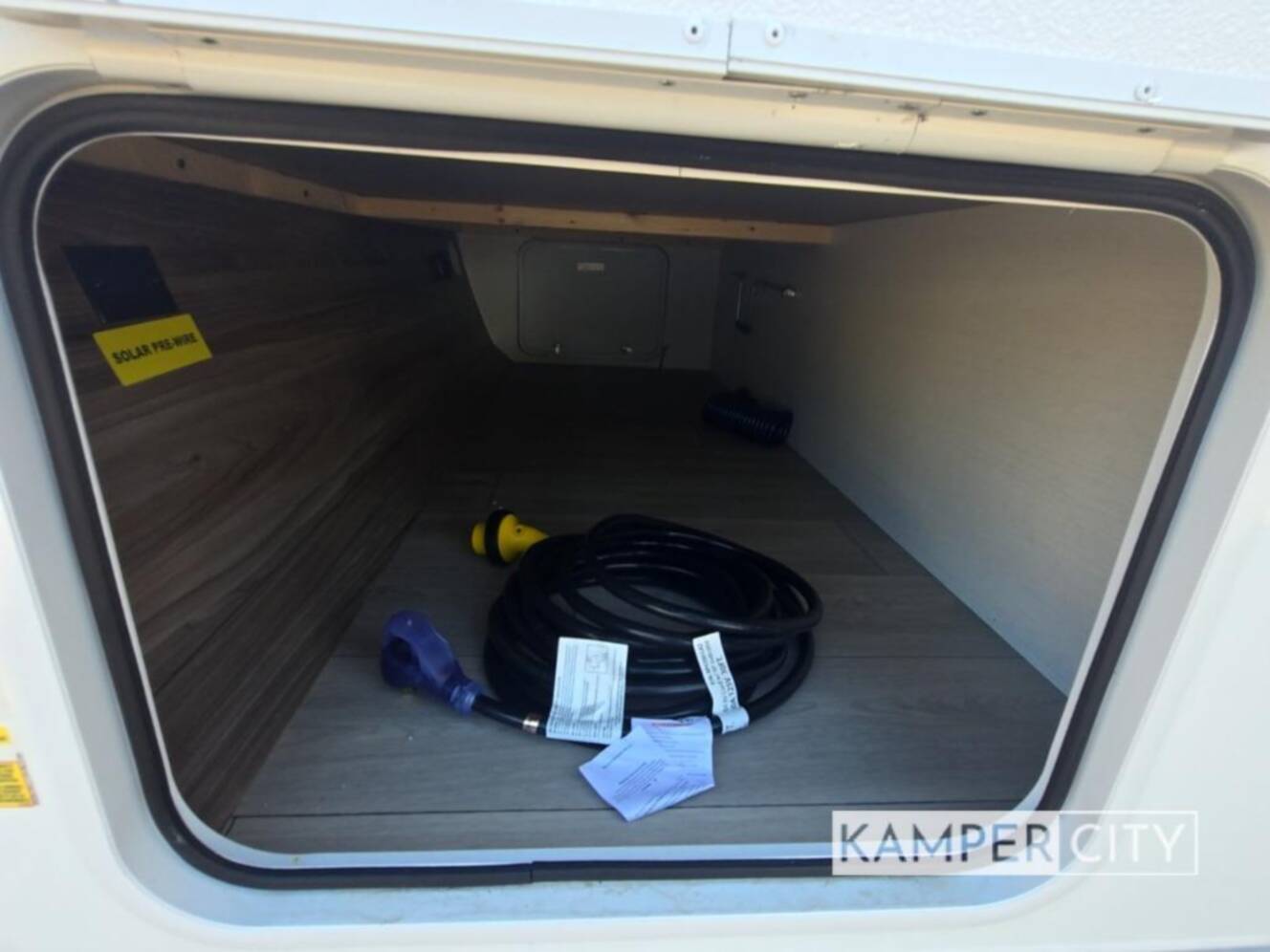 A photo of this 2026 Kz Connect Mini CM191BHK