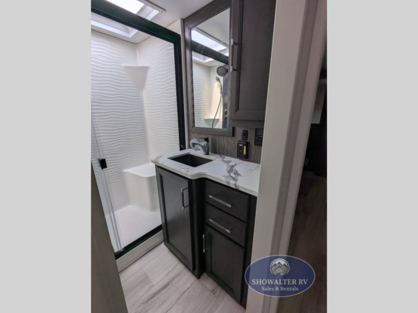 A photo of this 2026 Keystone Rv Alpine Avalanche Edition 390DS