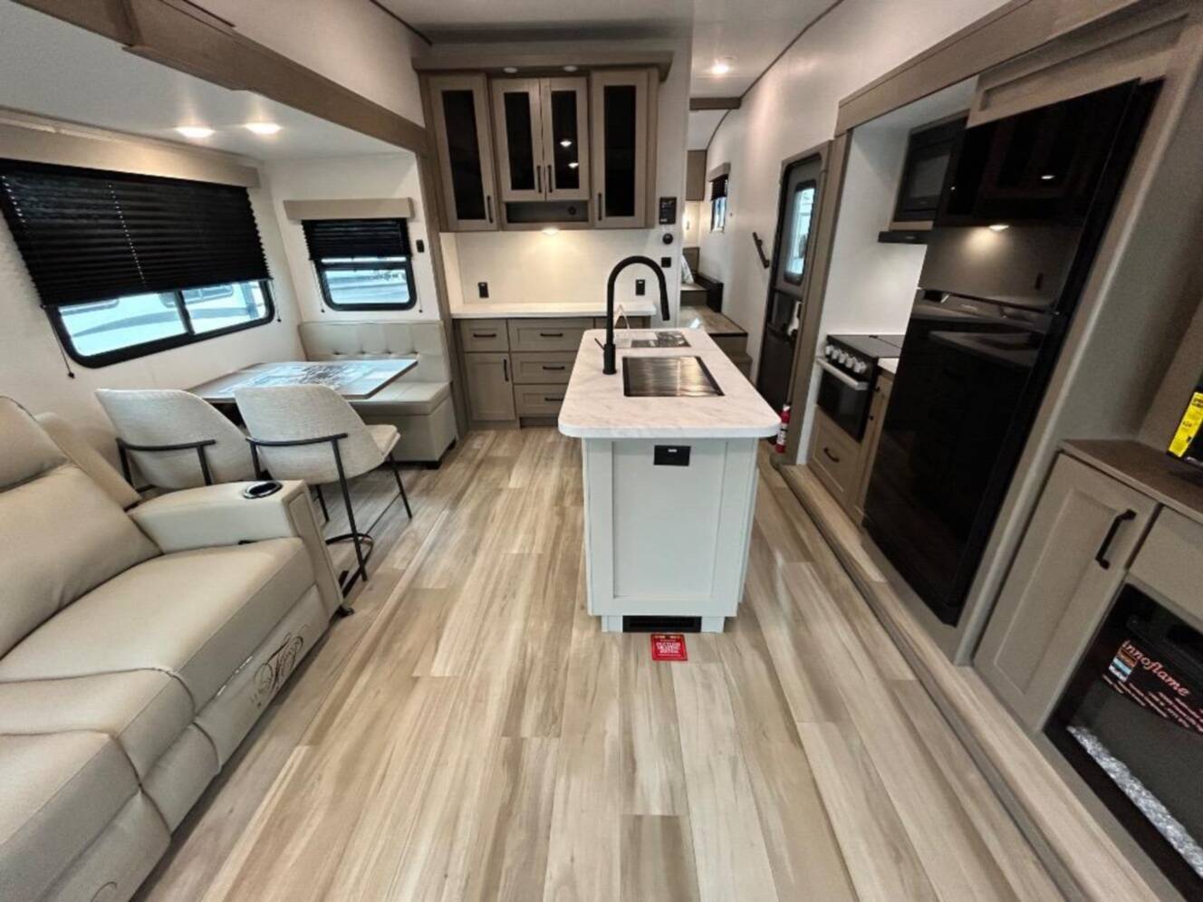 A photo of this 2026 Grand Design Reflection 100 Series 28RL