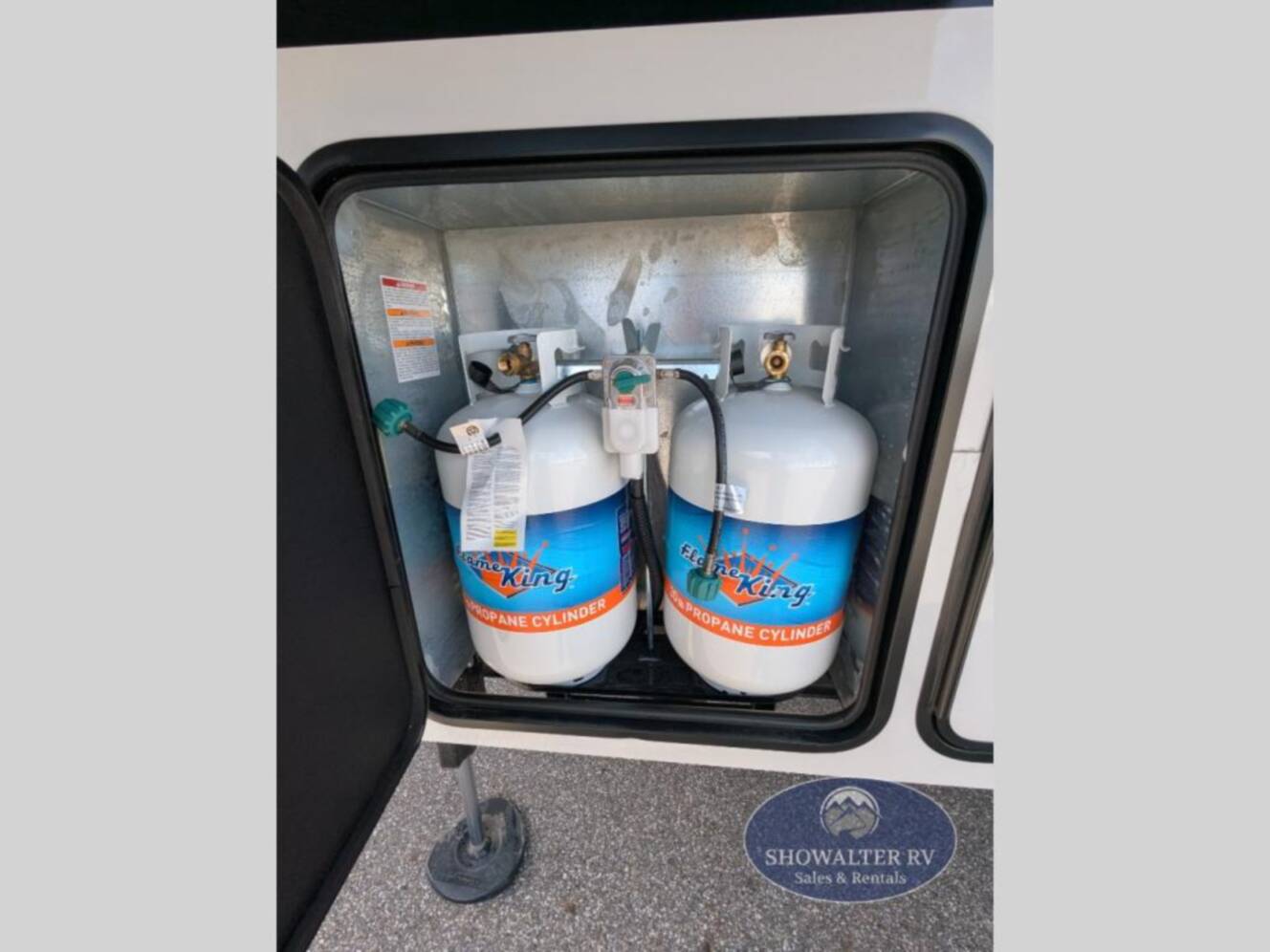 A photo of this 2026 Keystone Rv Alpine Avalanche Edition 390DS