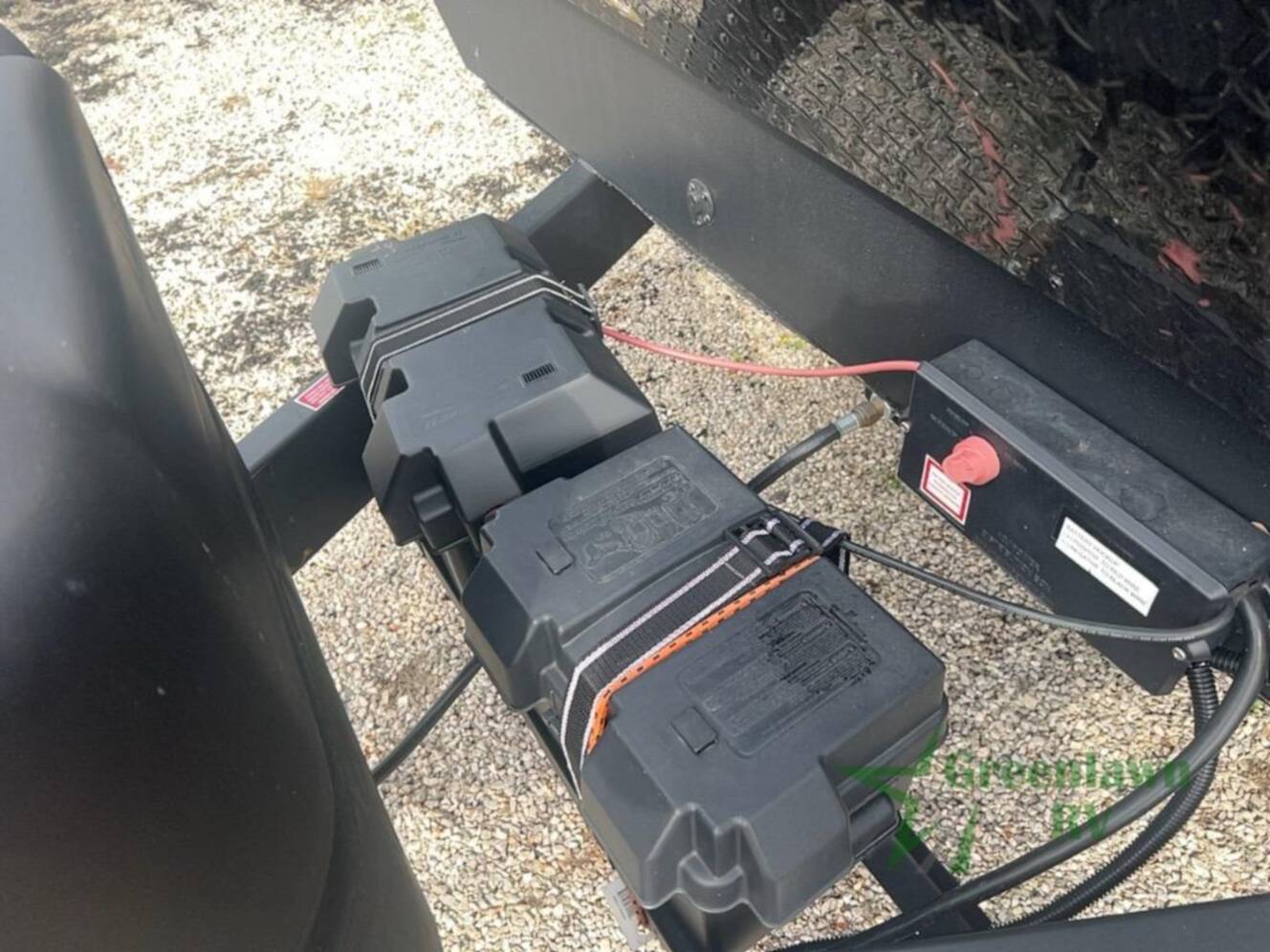 A photo of this 2023 Crossroads Rv Zinger ZR320FB