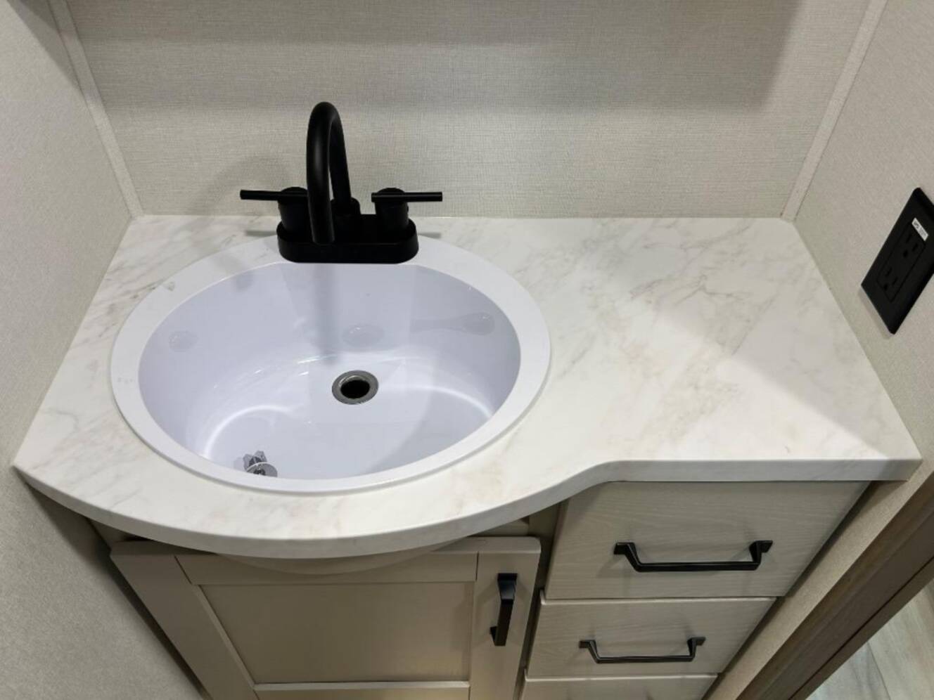 A photo of this 2026 Grand Design Reflection 100 Series 28RL