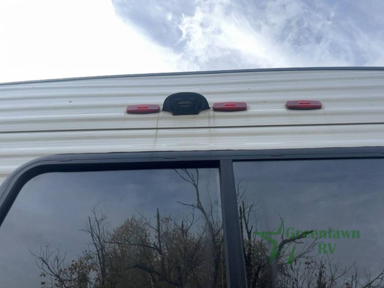 A photo of this 2023 Crossroads Rv Zinger ZR320FB