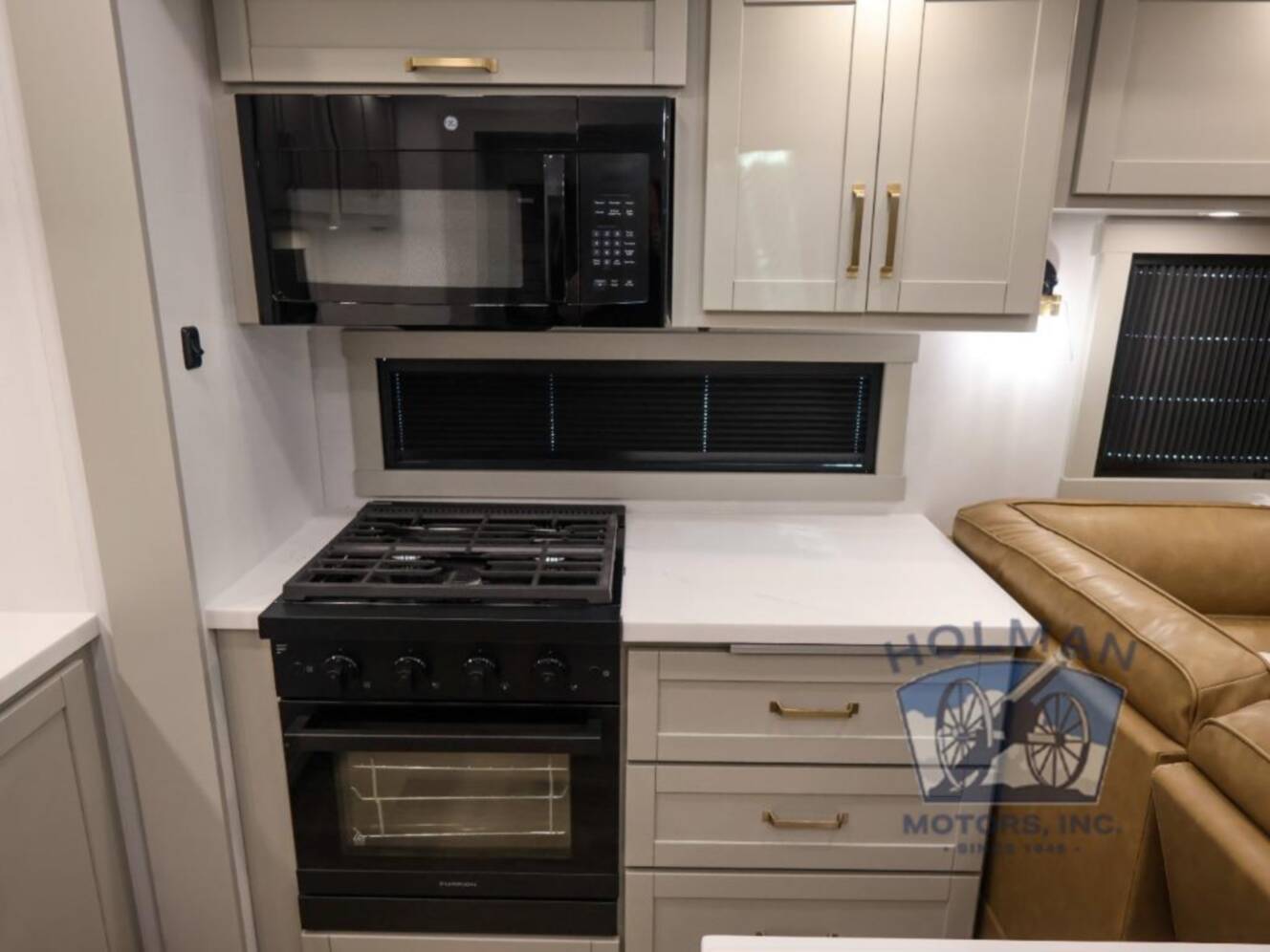 A photo of this 2026 Brinkley Model Z 3200