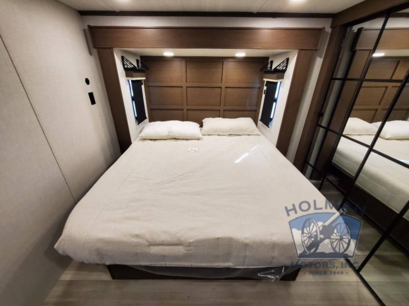 A photo of this 2026 Keystone Rv Cougar 316RLS