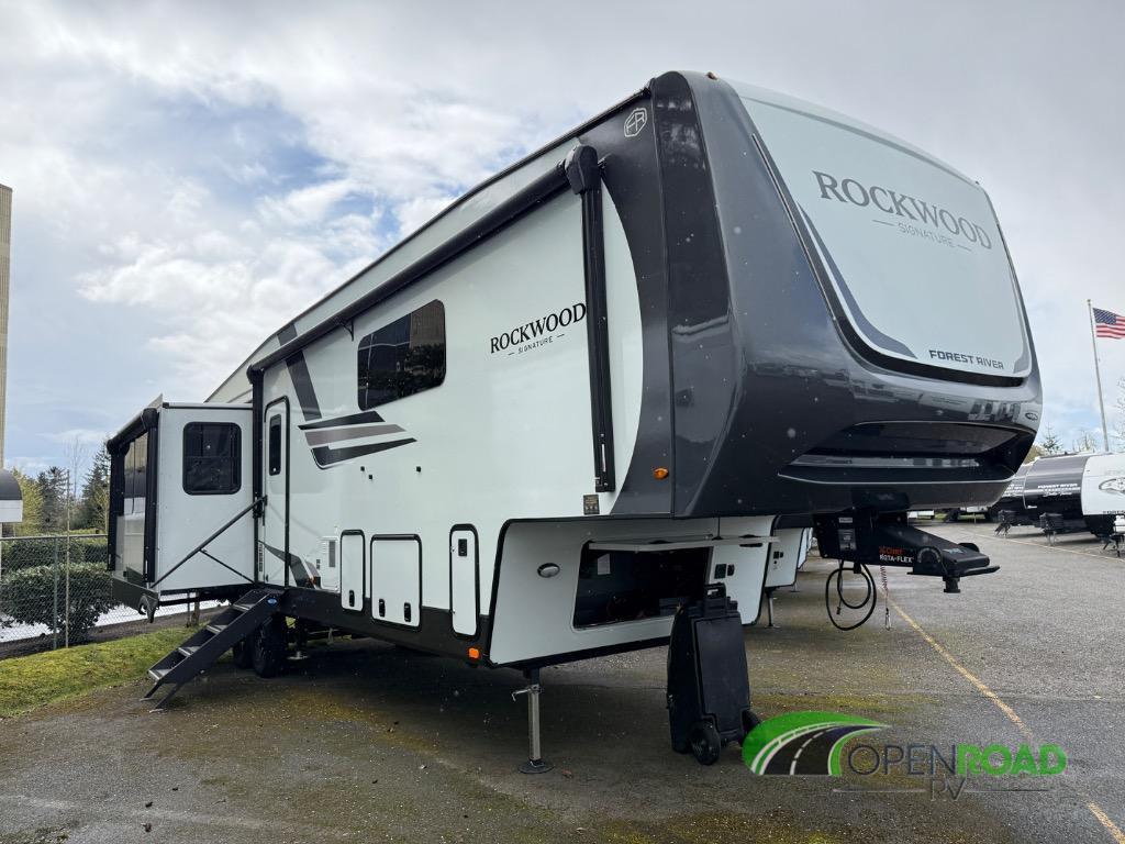 2026 Forest River Rv Rockwood Signature 401SFB in arlington WA