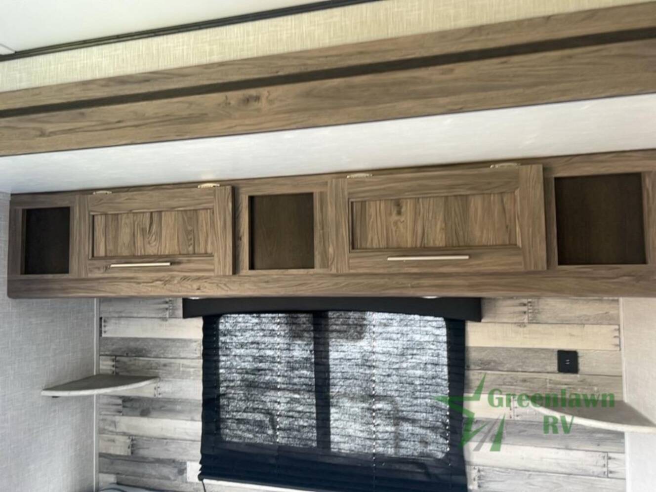 A photo of this 2023 Crossroads Rv Zinger ZR320FB