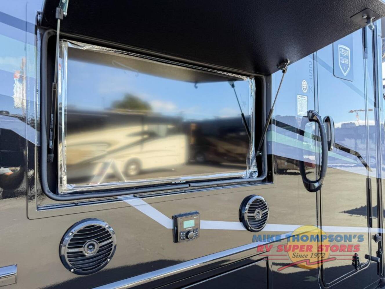 A photo of this 2026 Grand Design Lineage Series M 25TK