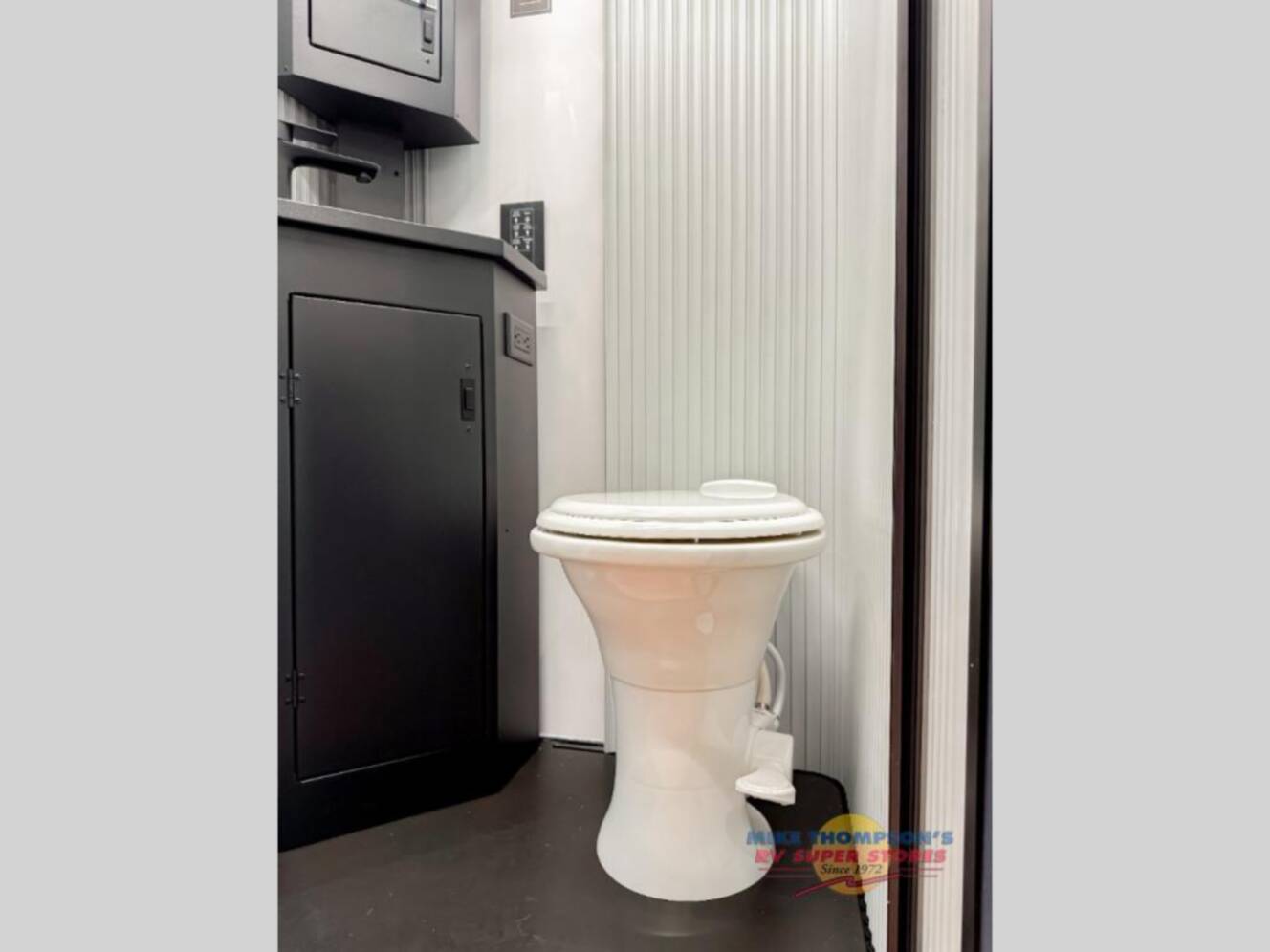 A photo of this 2026 Grand Design Lineage Series M 25TK
