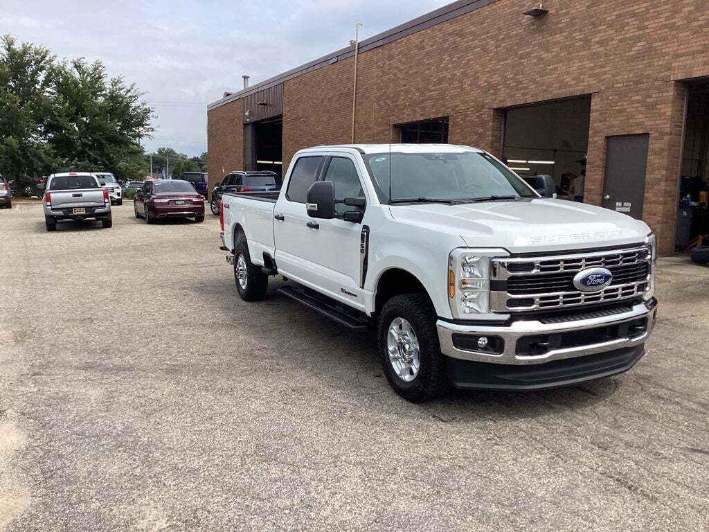 2026 FORD F350 in Grandville, MI