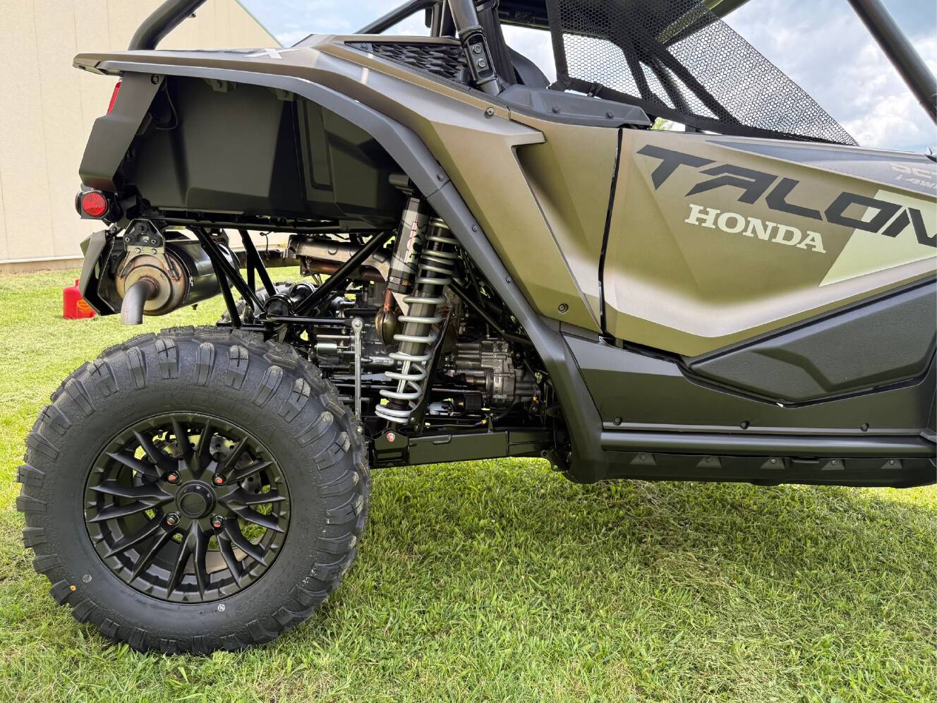 A photo of this 2026 Honda TALON 1000X FOX LIVE VALVE