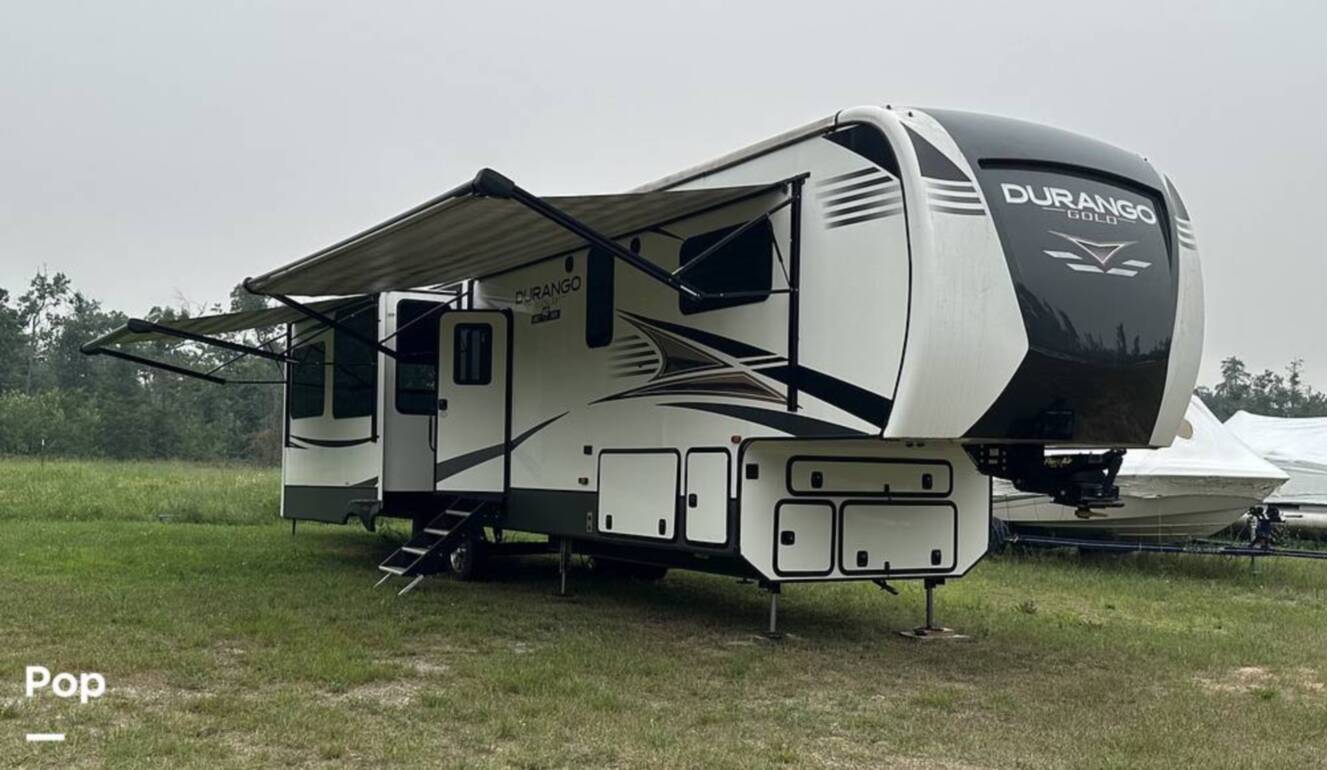 A photo of this 2021 Kz Durango Gold 382MBQ