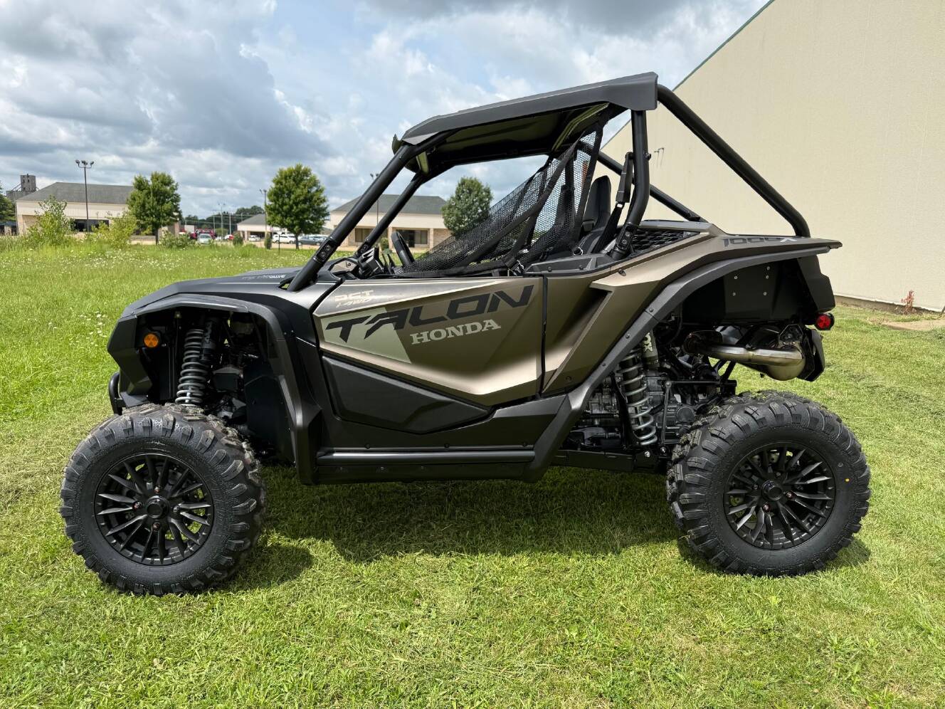 A photo of this 2026 Honda TALON 1000X FOX LIVE VALVE