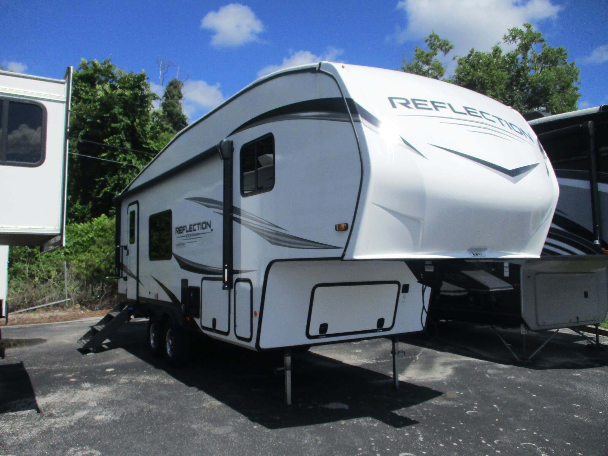 2025 Grand Design Reflection 100 Series 22RK RV