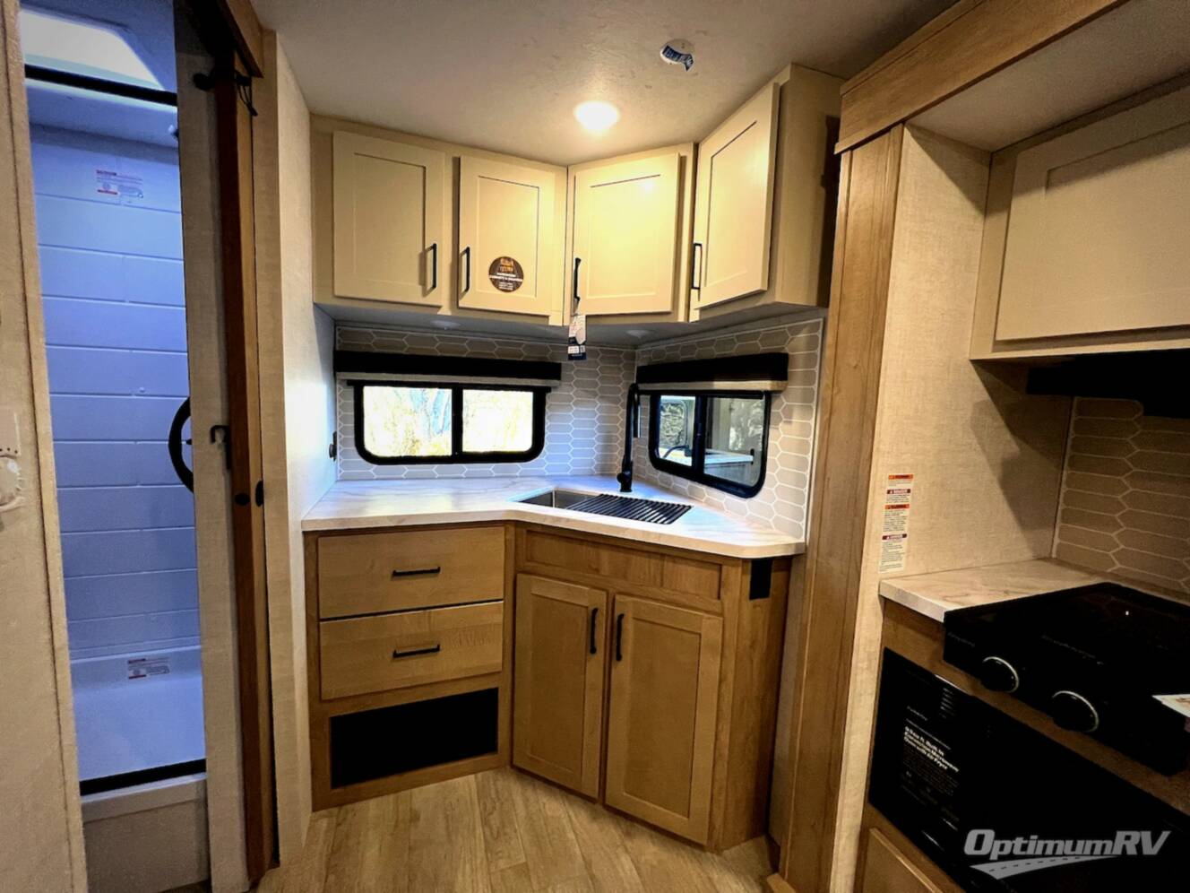 A photo of this 2026 Ember Rv E-Series 22MLQ