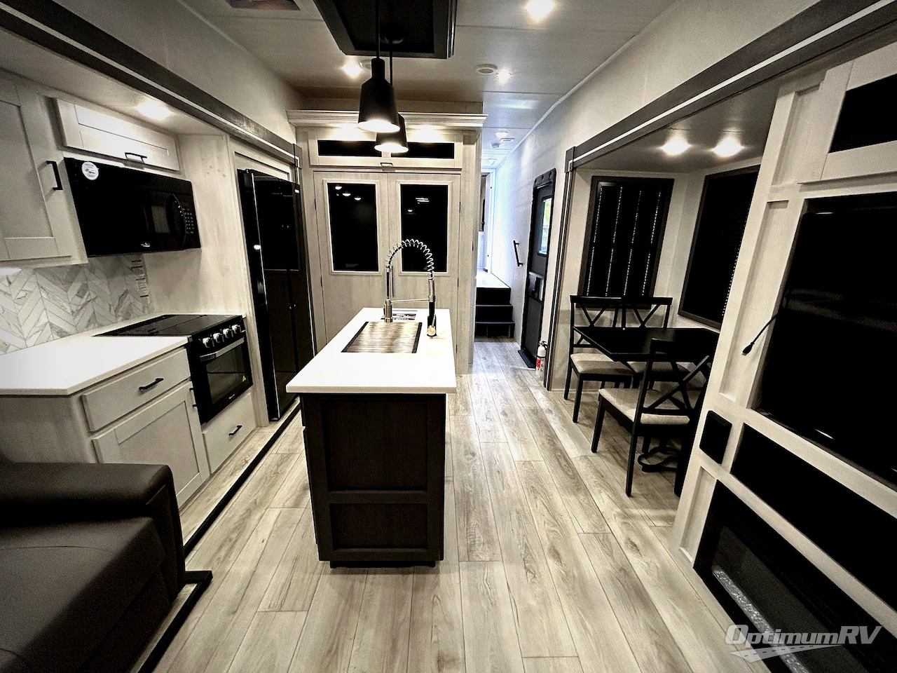 View more photos of this listing