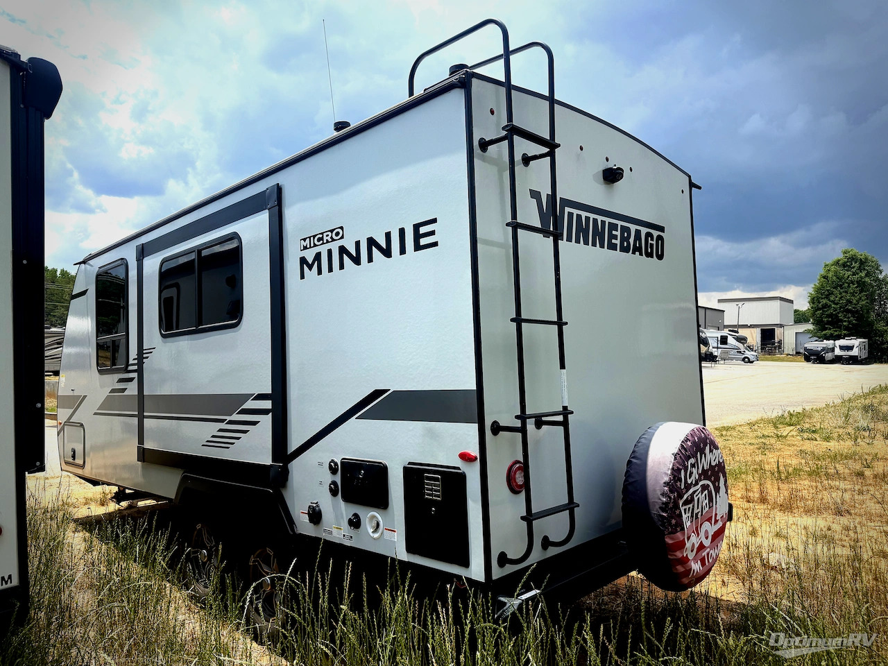 2021 Winnebago Micro Minnie 2108DS in inman SC