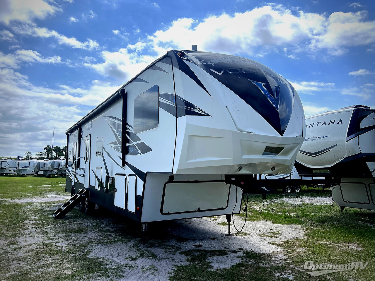 2018 Dutchmen Voltage V3705 in bushnell FL