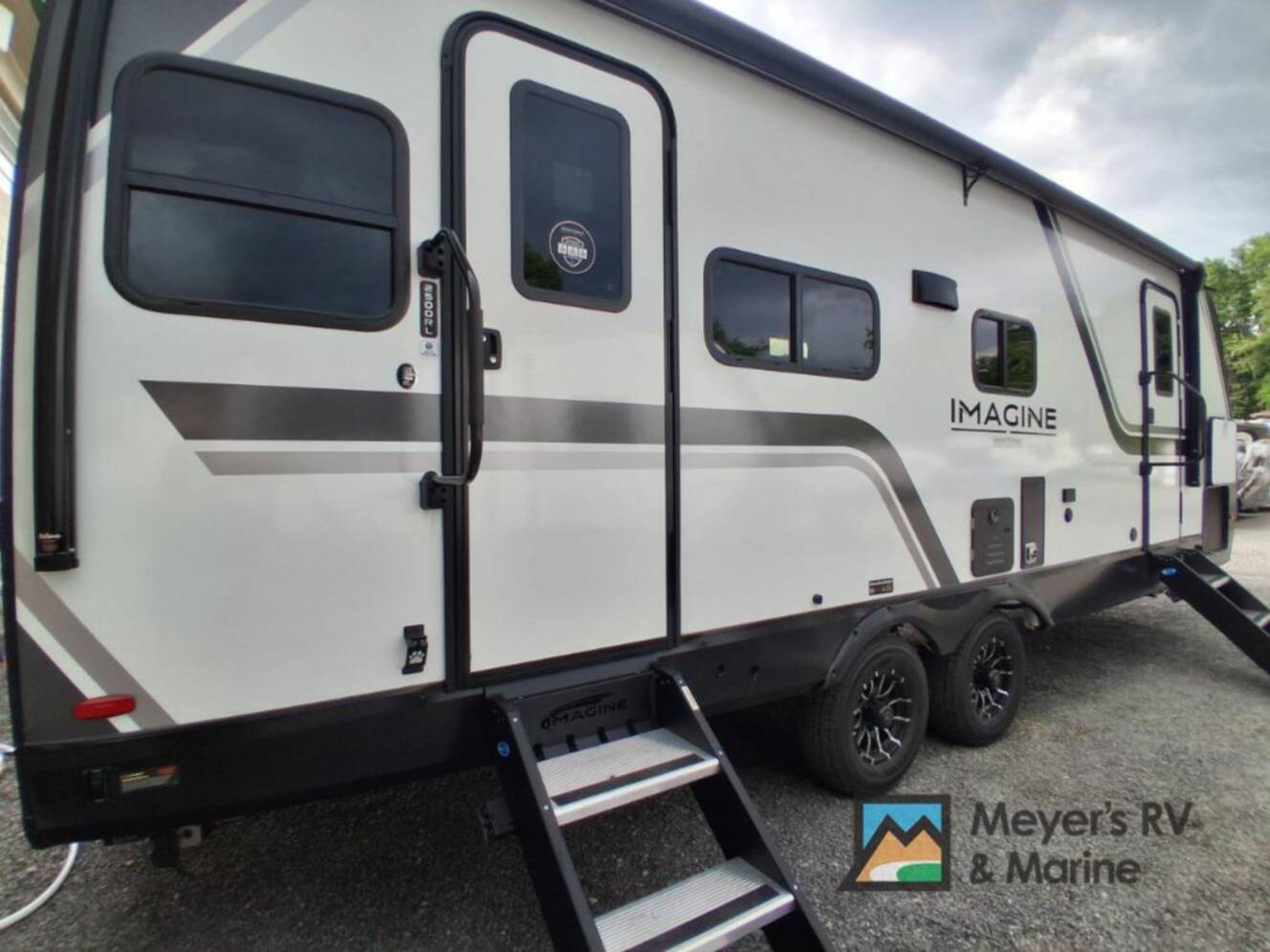 A photo of this 2027 Grand Design Imagine 2500RL
