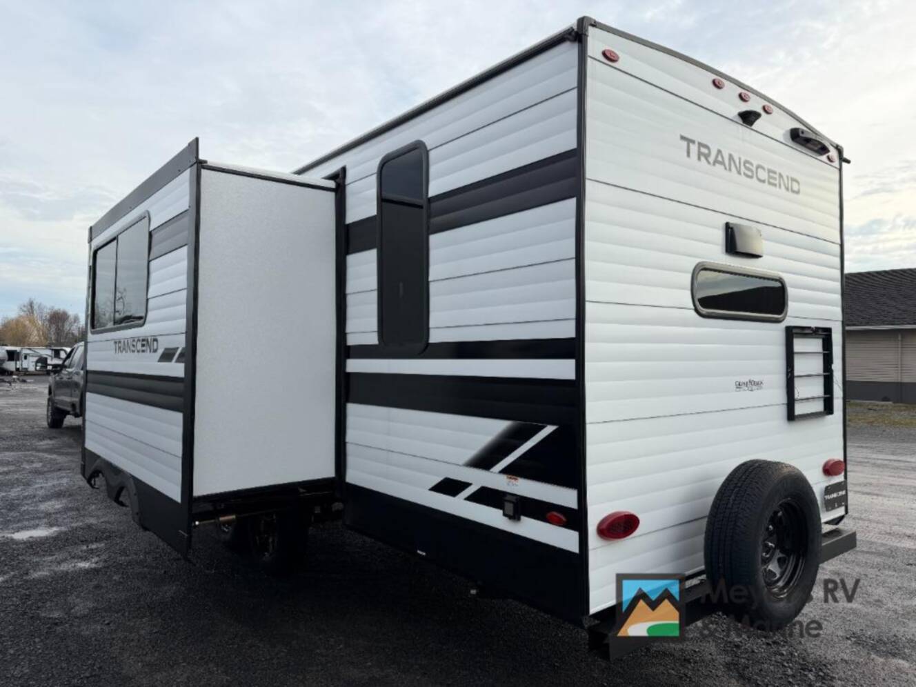 A photo of this 2026 Grand Design Transcend 285RKT