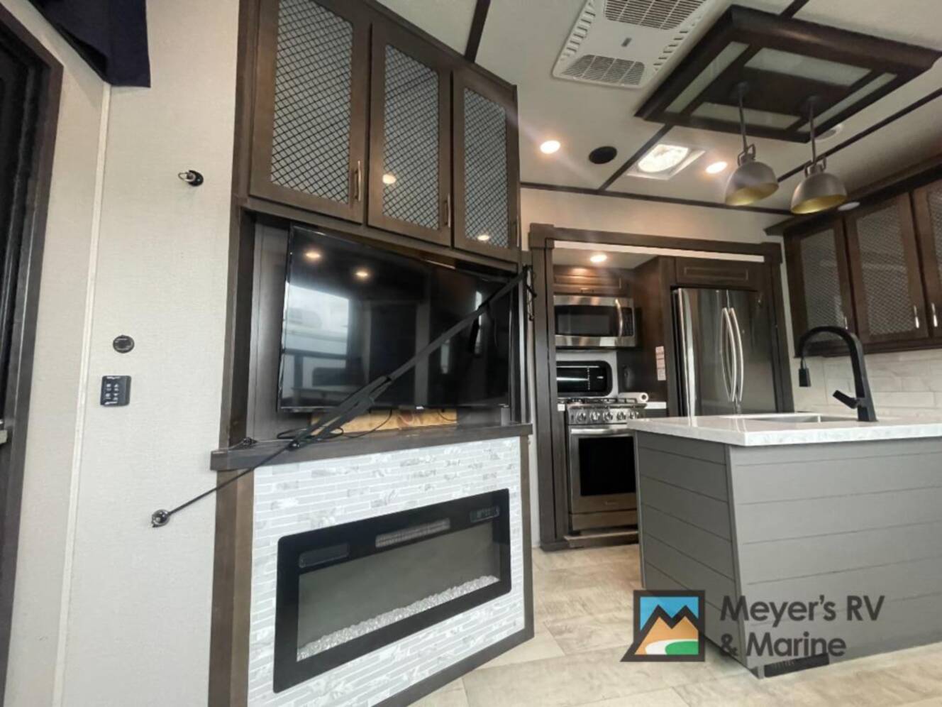 A photo of this 2021 Grand Design Momentum 397TH