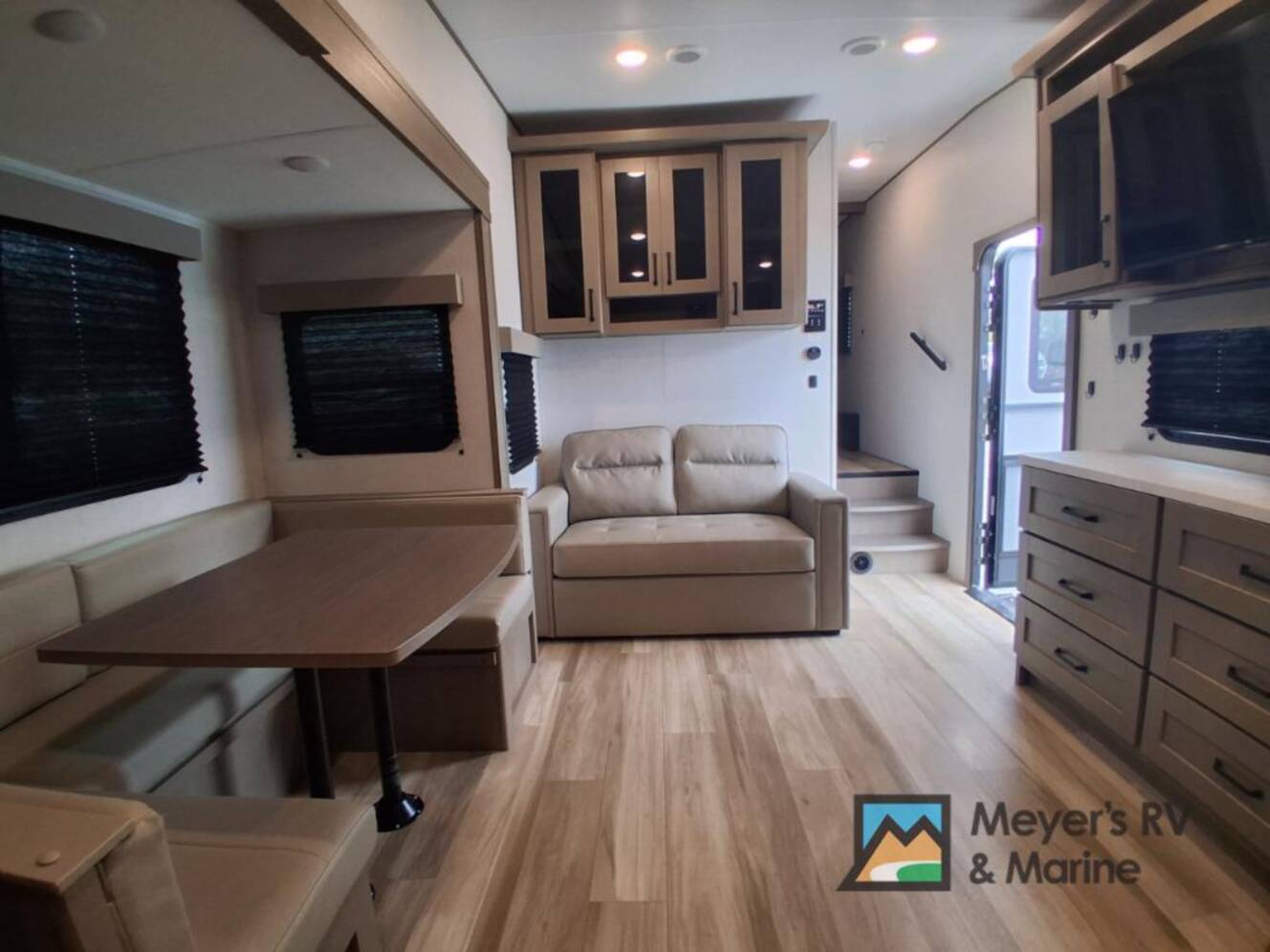 A photo of this 2025 Grand Reflection 27BH