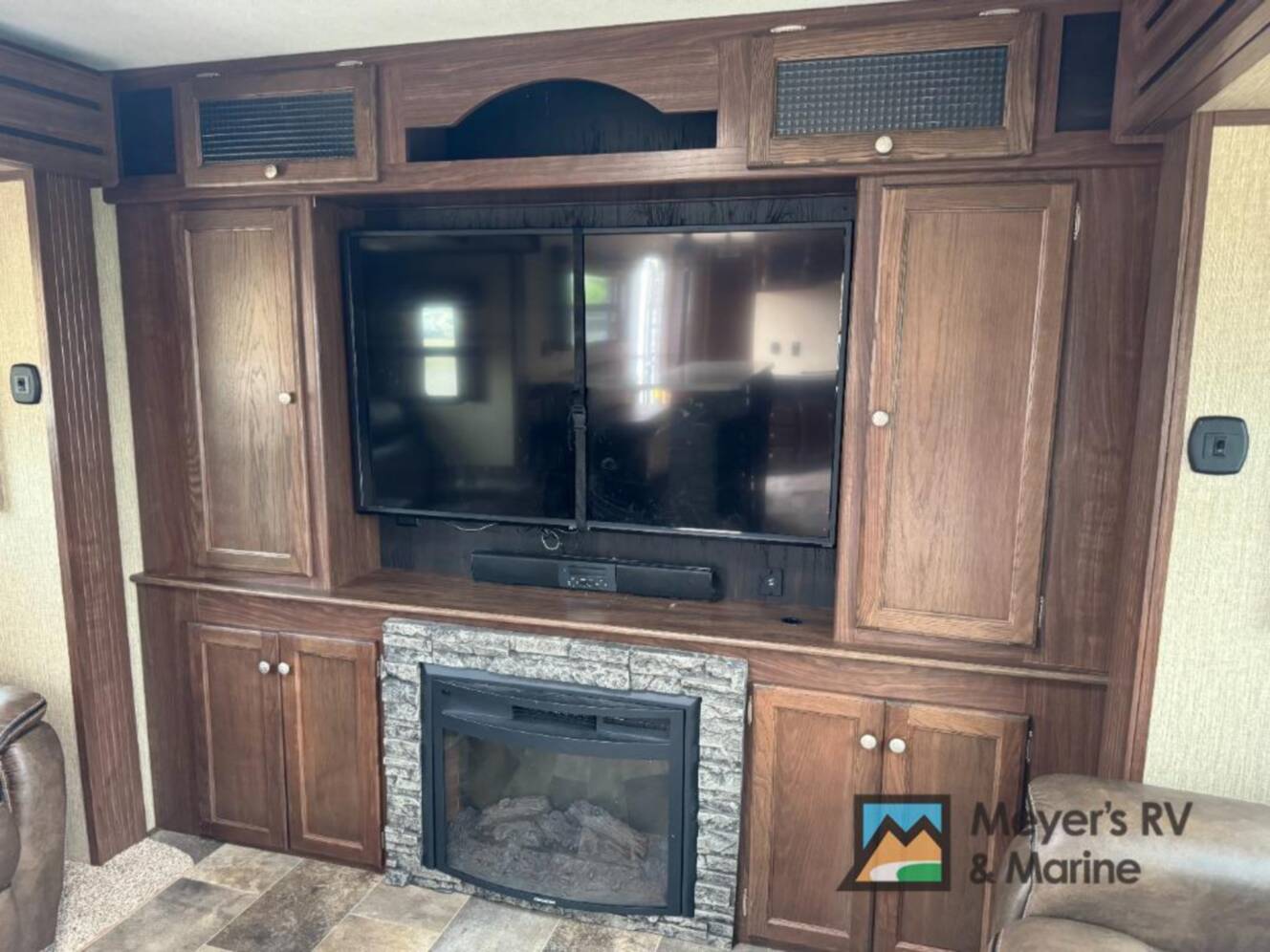 A photo of this 2018 Keystone Rv Sprinter 332DEN