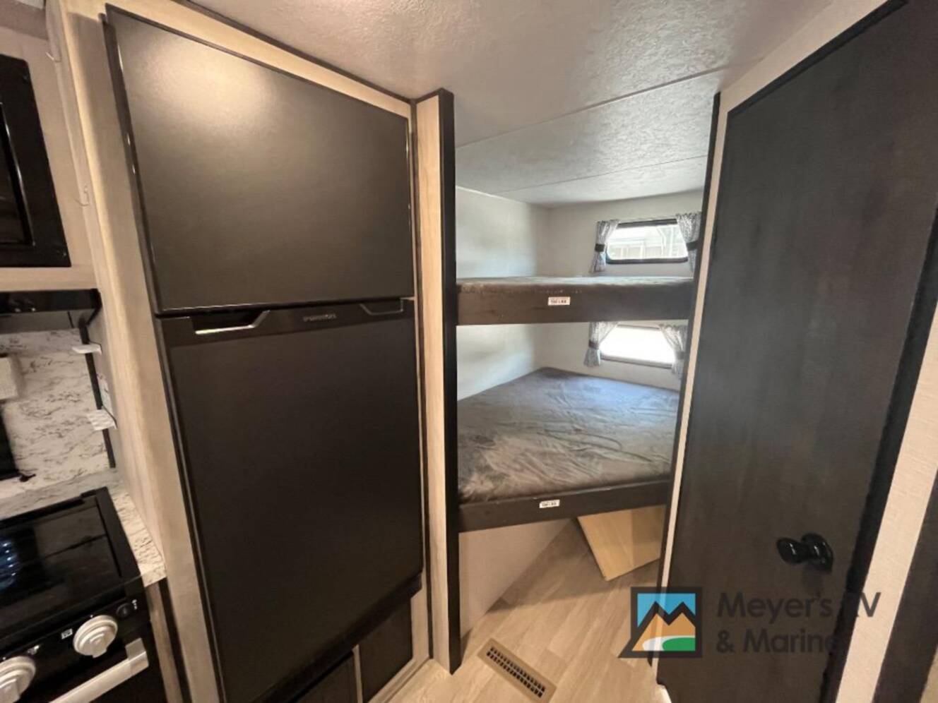 A photo of this 2023 Kz Connect SE C261BHSE