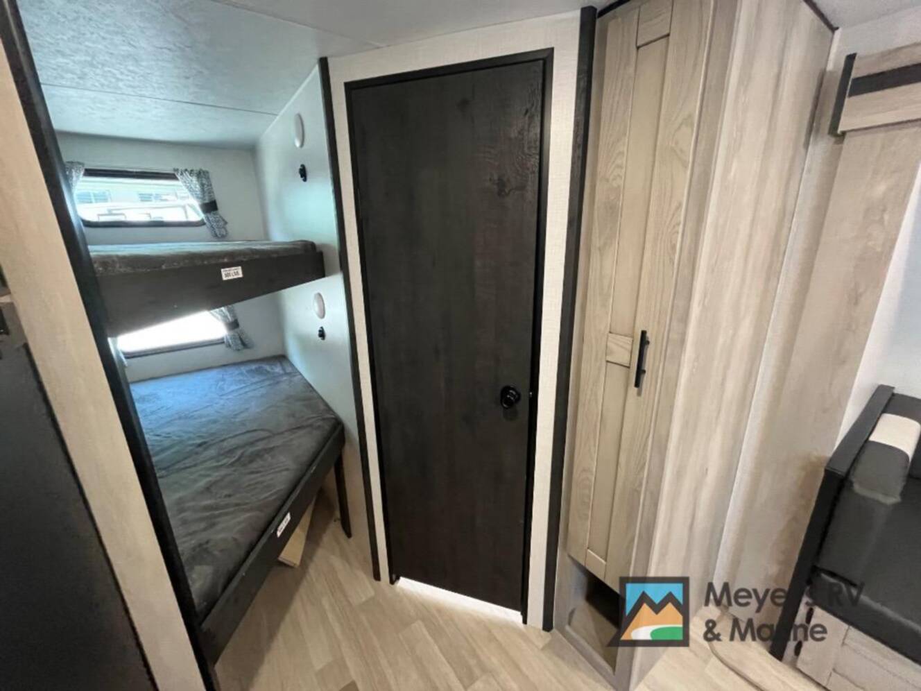 A photo of this 2023 Kz Connect SE C261BHSE