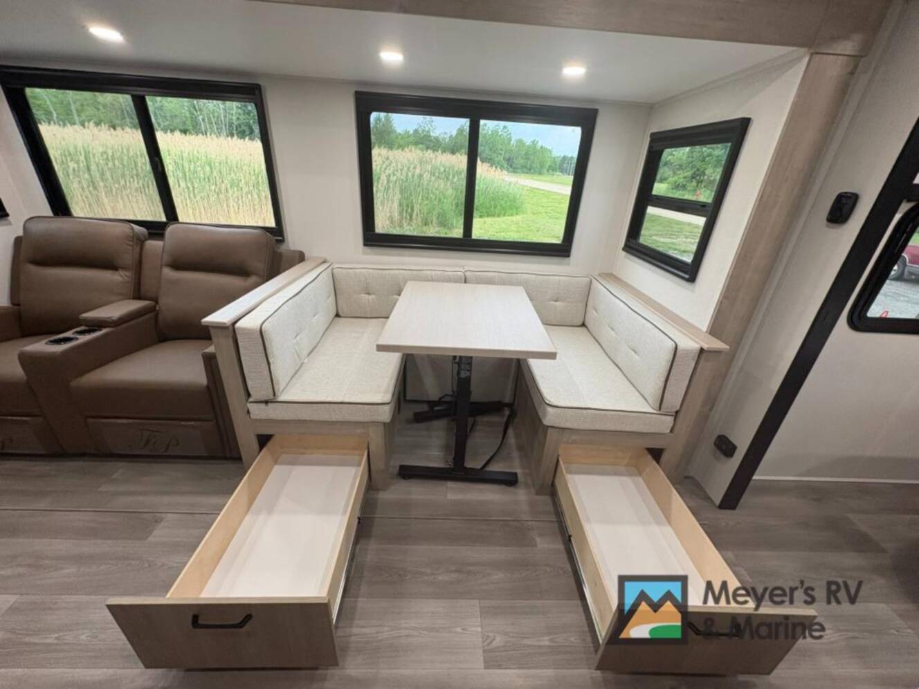 A photo of this 2027 Grand Design Imagine 2800BH