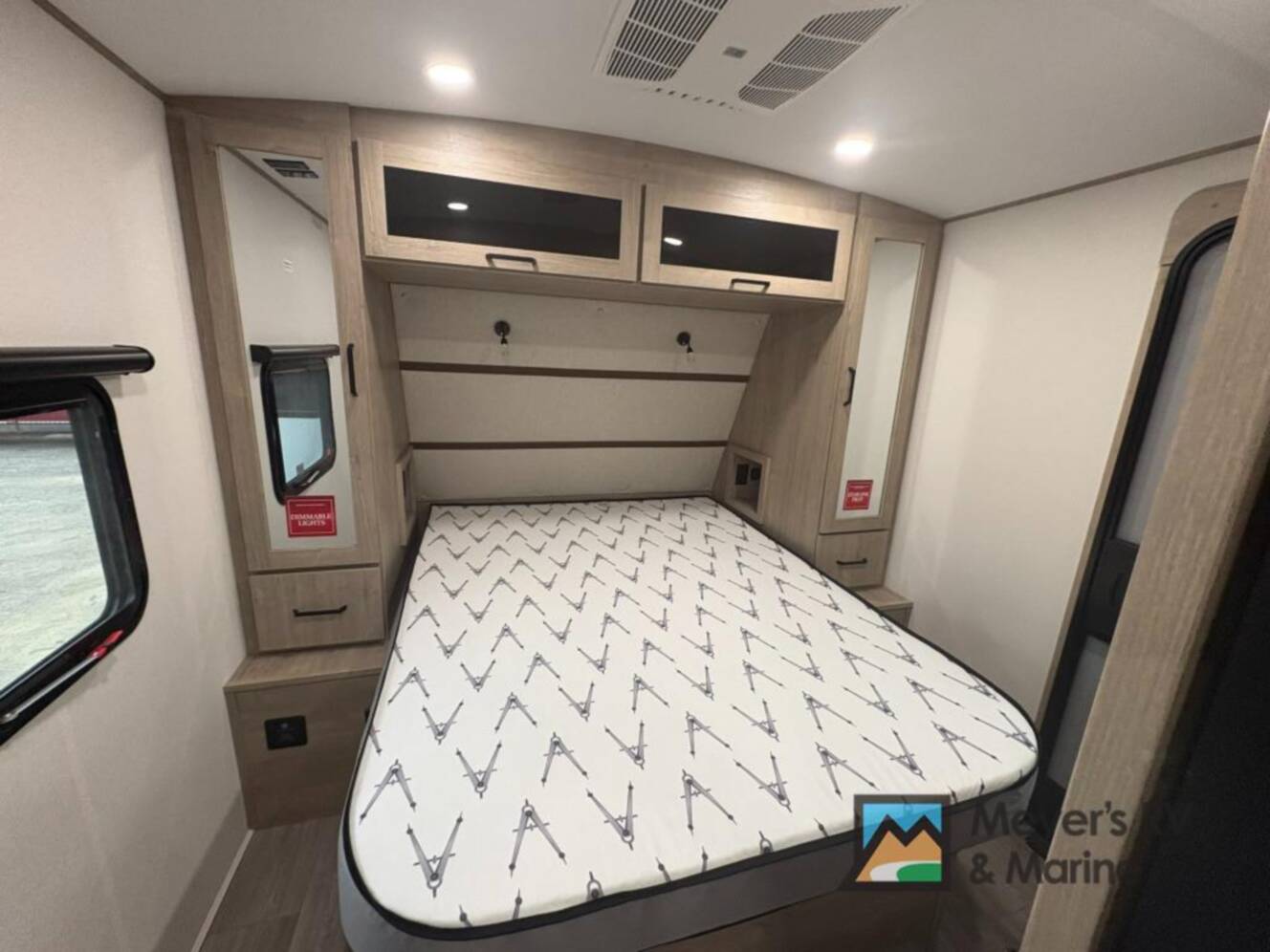 A photo of this 2027 Grand Design Imagine 2800BH