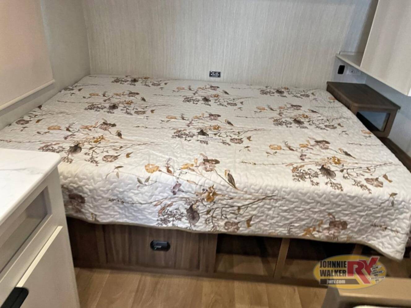 A photo of this 2026 Winnebago Access 18DBH