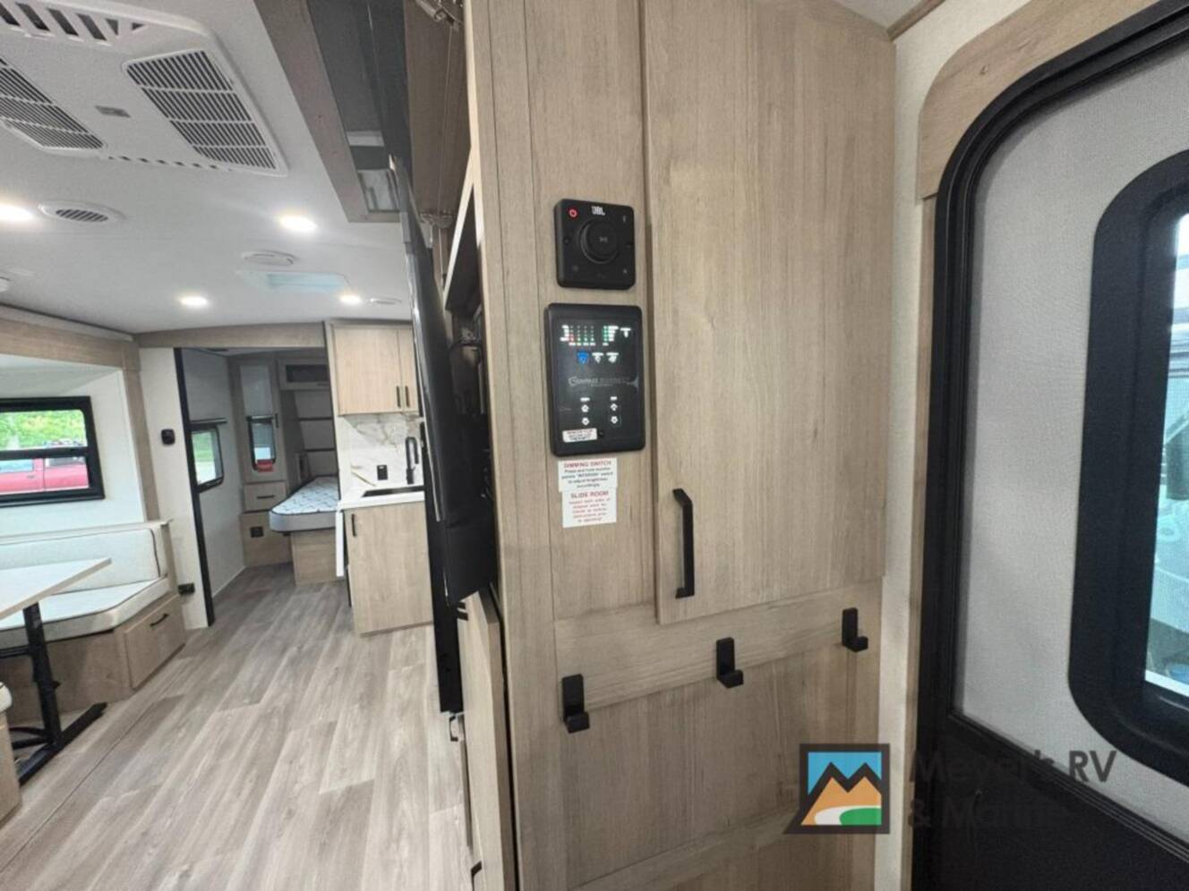 A photo of this 2027 Grand Design Imagine 2800BH