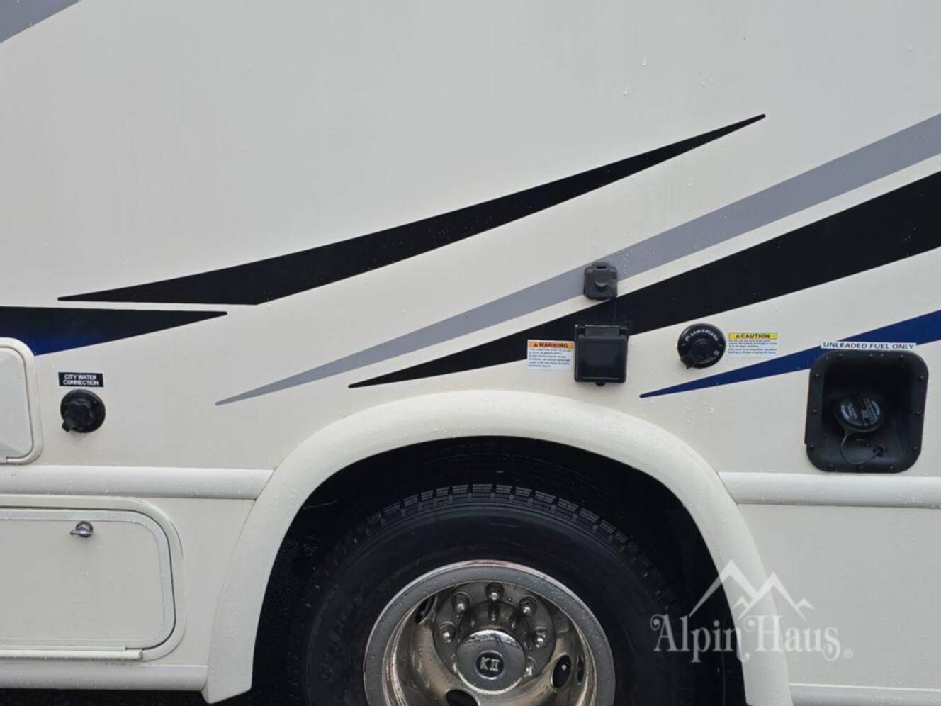 A photo of this 2023 Thor Motor Coach Axis 24.1