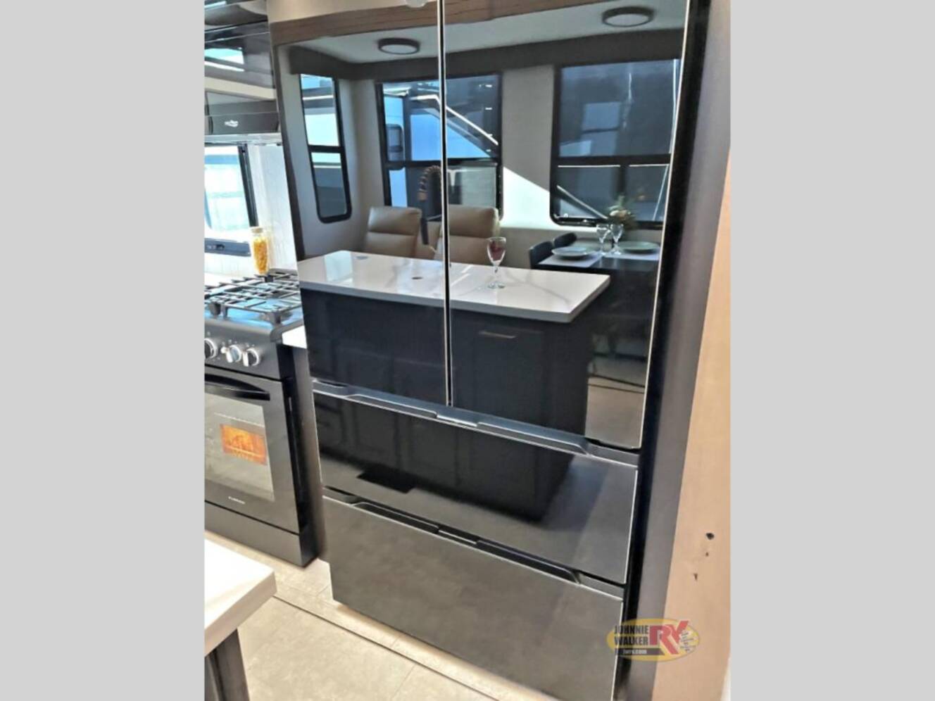 A photo of this 2025 Heartland Bighorn 392DS