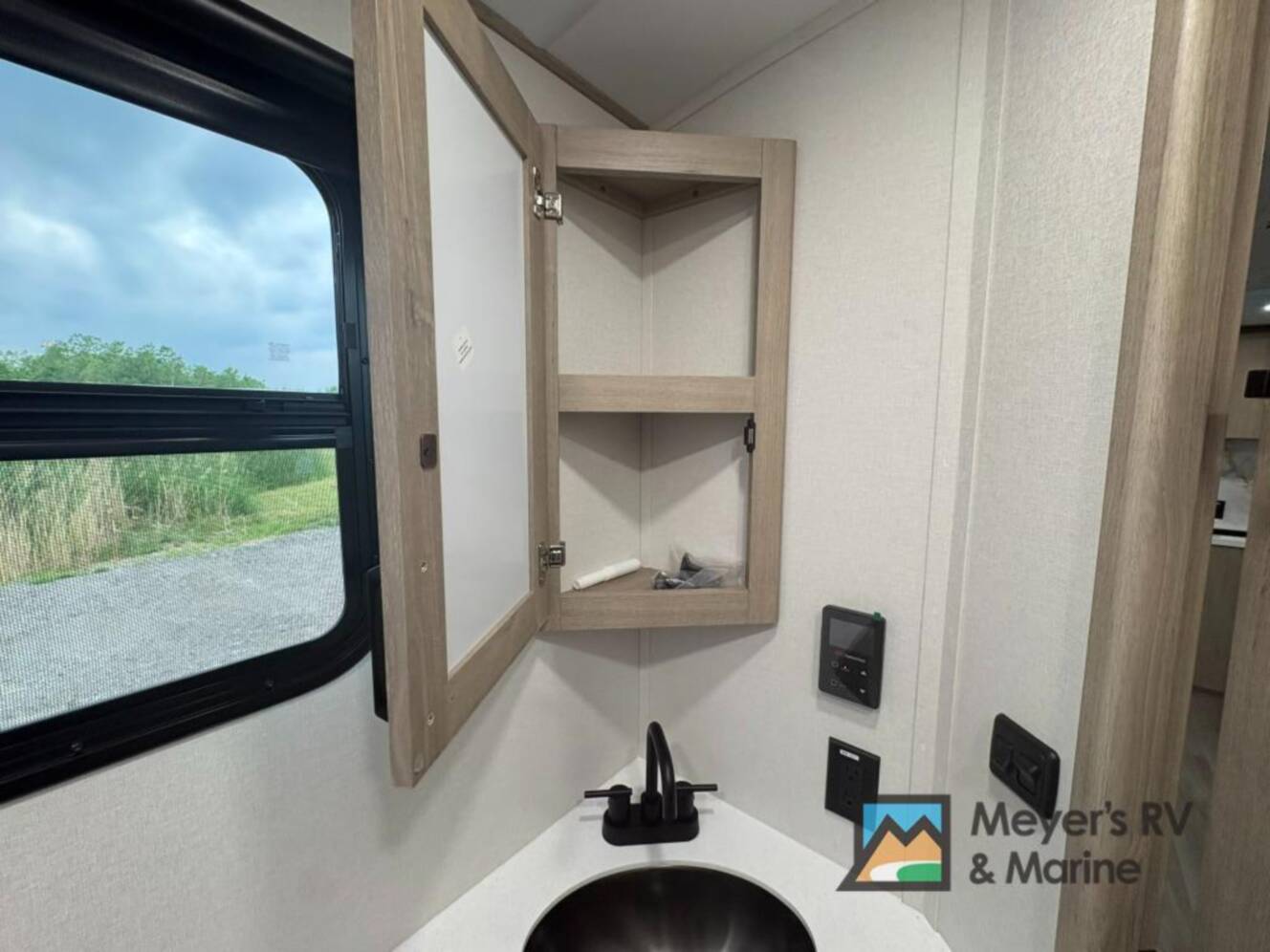 A photo of this 2027 Grand Design Imagine 2800BH