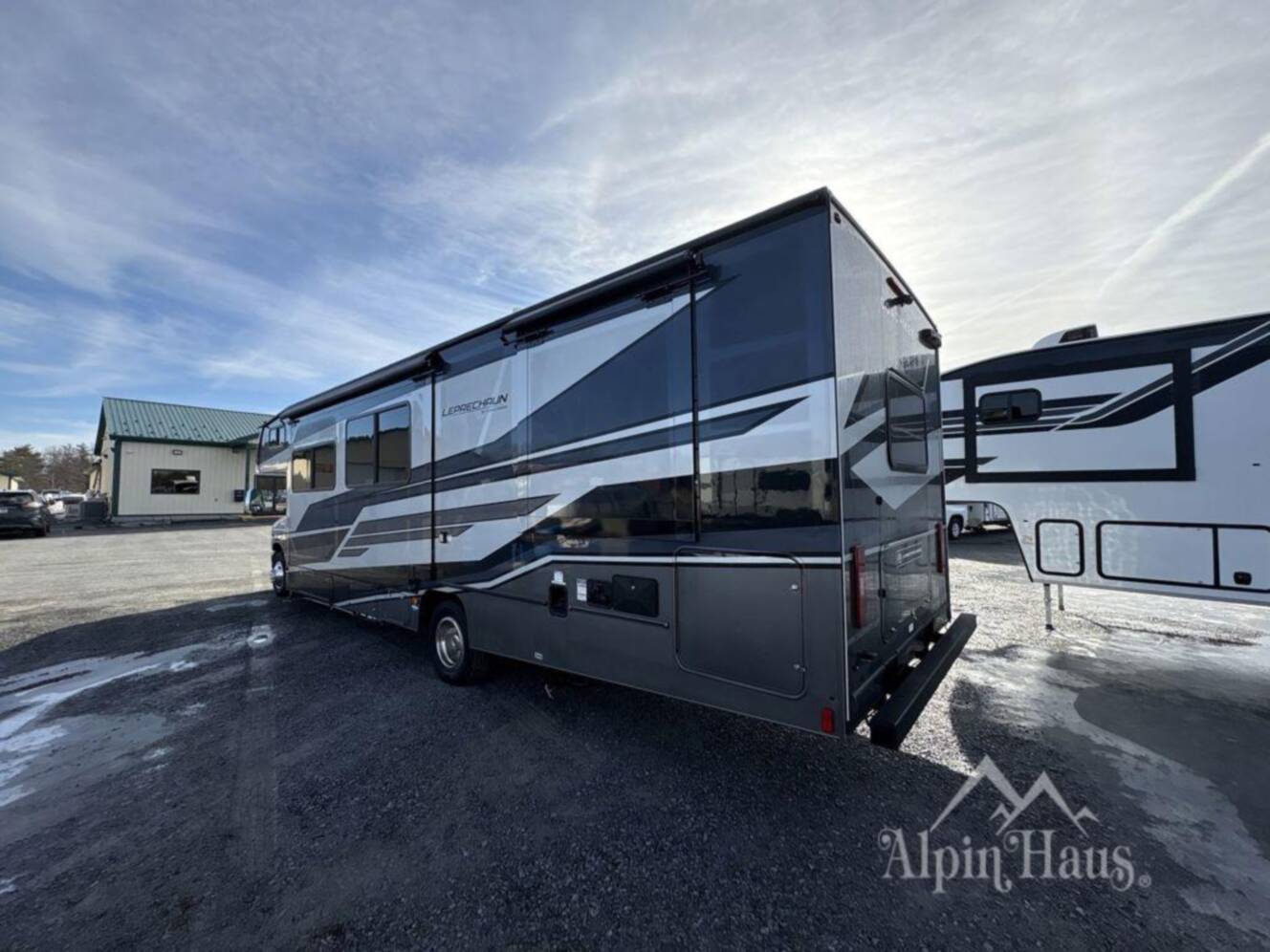 A photo of this 2026 Coachmen Rv Leprechaun 319MB Ford 450