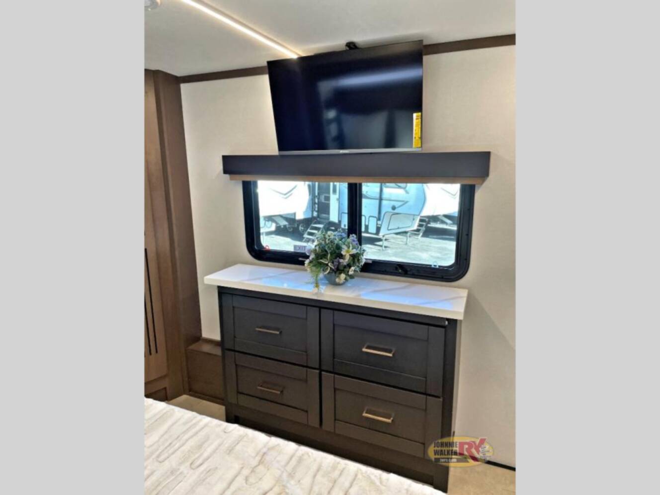 A photo of this 2025 Heartland Bighorn 392DS