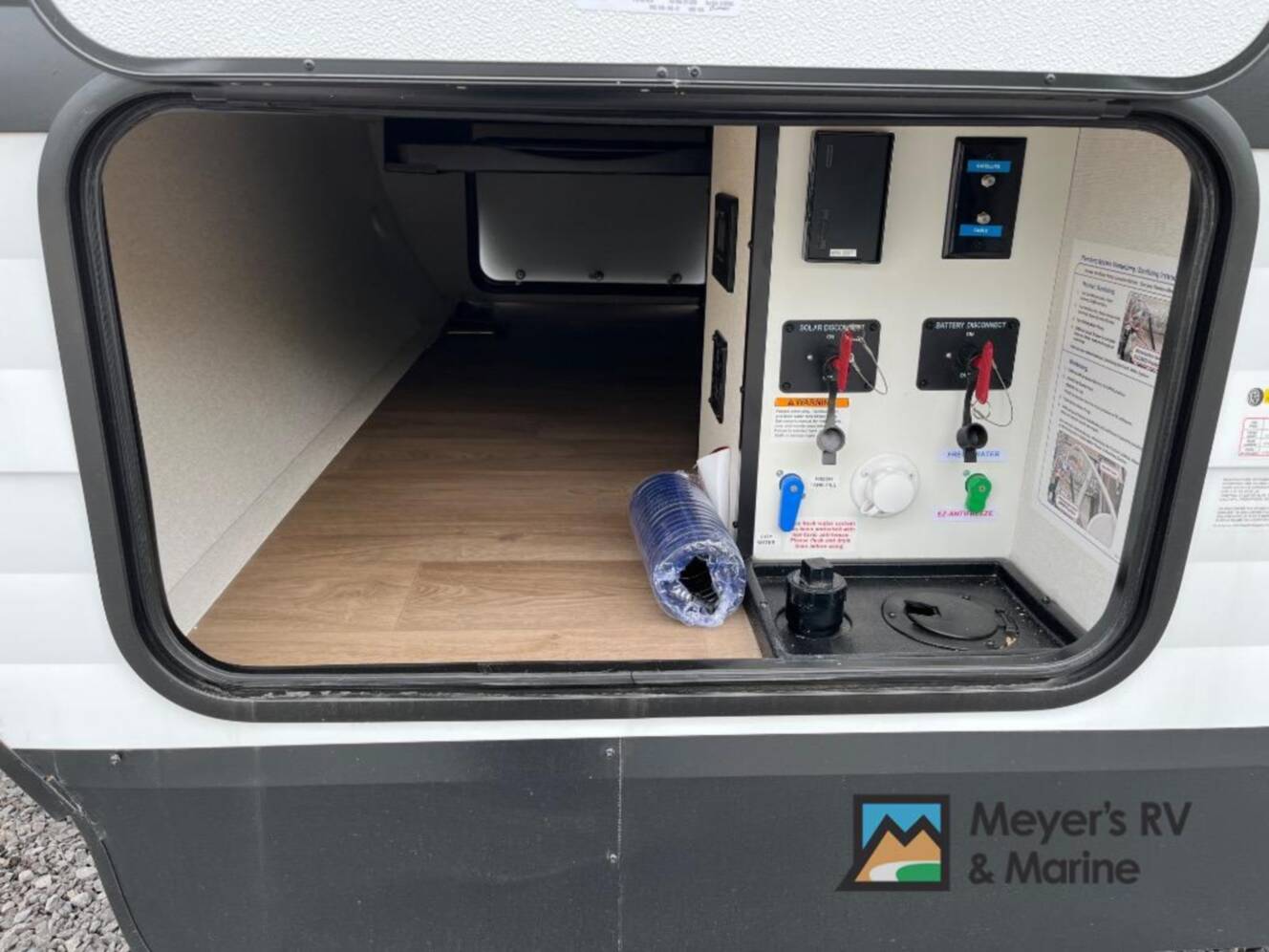 A photo of this 2026 Grand Design Transcend Xplor 285RKT
