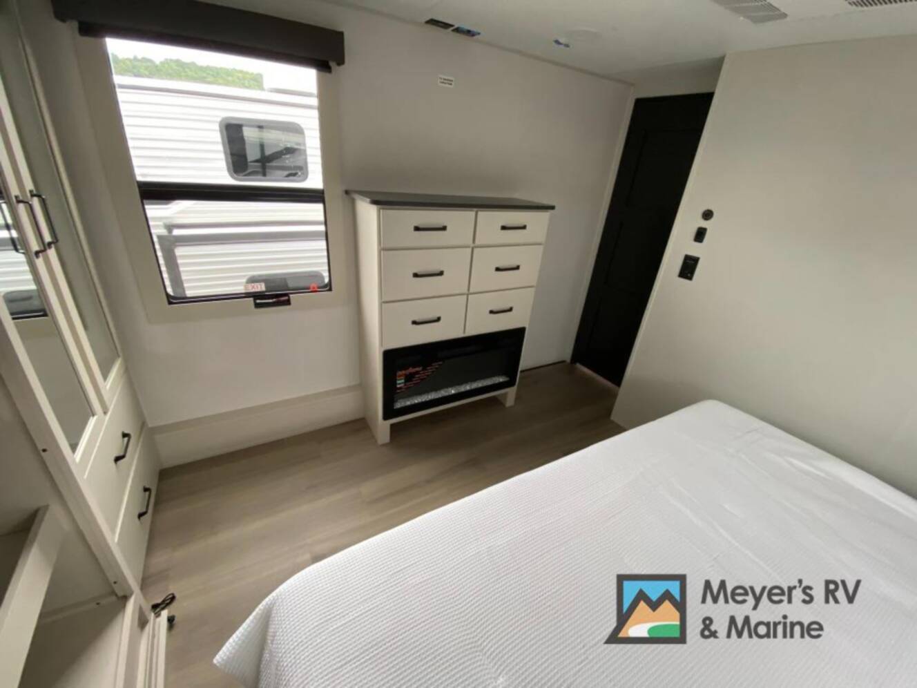 A photo of this 2026 Grand Design Momentum 399M