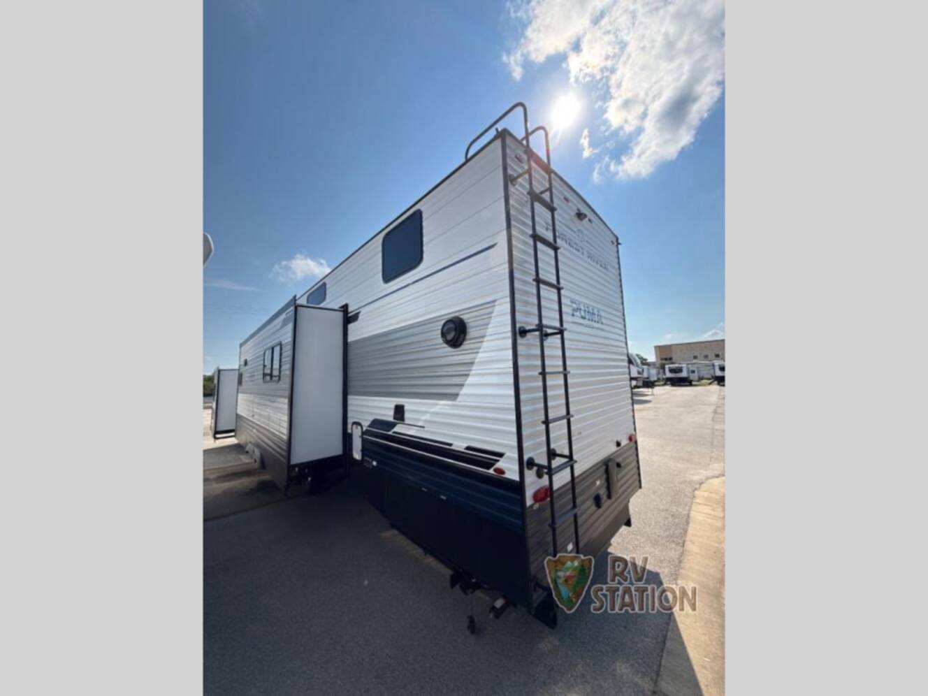 A photo of this 2026 Forest River Rv Puma Vista 420LFT