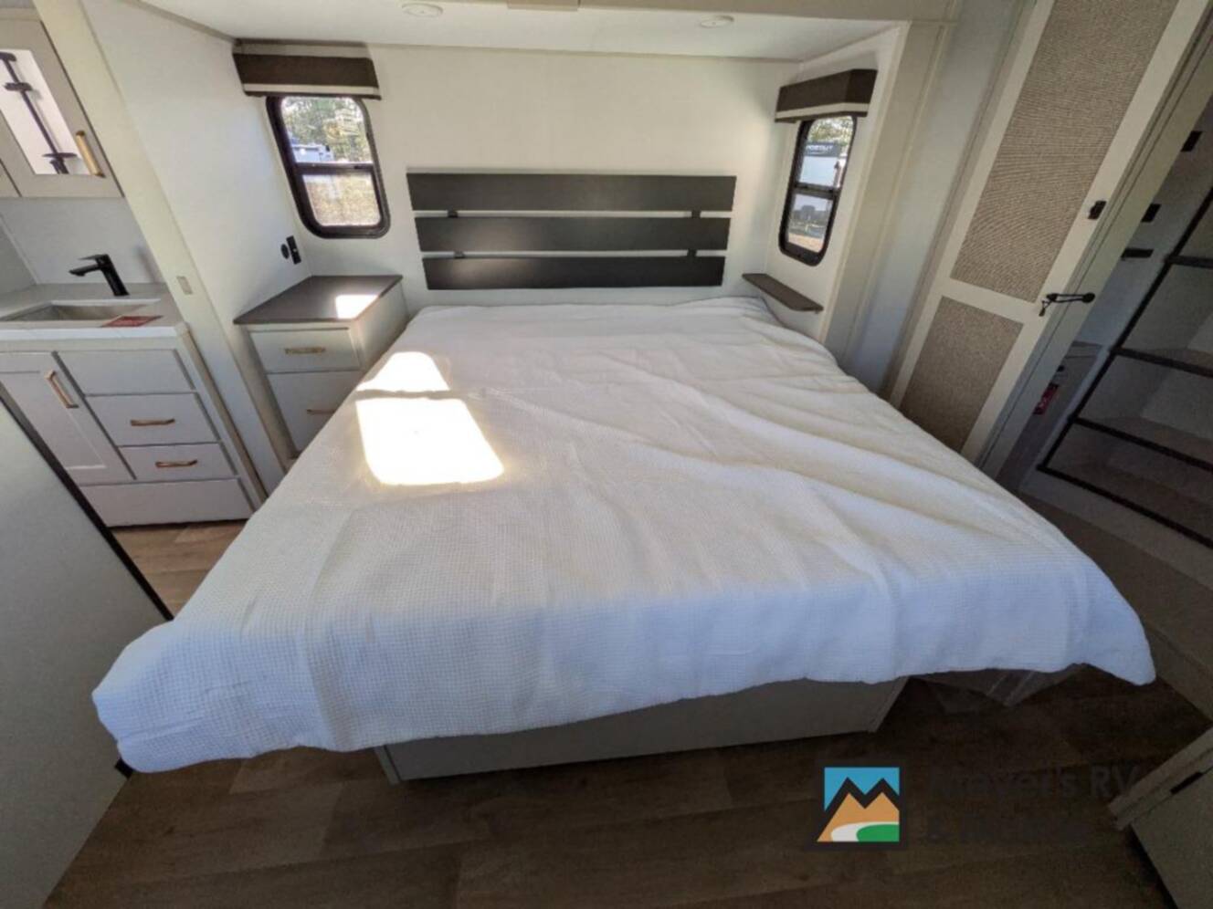 A photo of this 2026 Grand Design Influence 3203GK