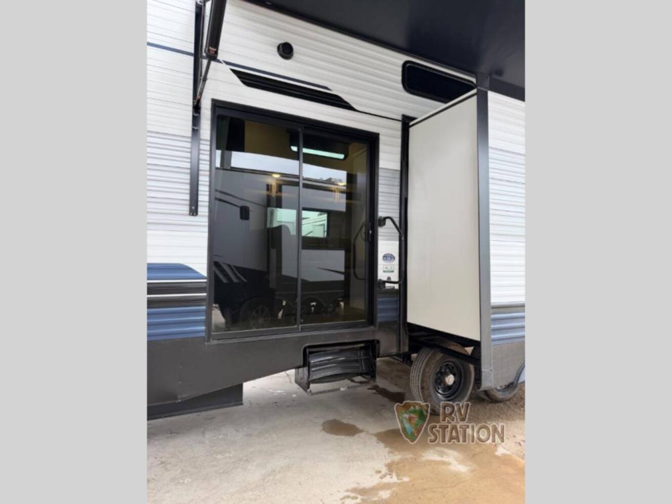 A photo of this 2026 Forest River Rv Puma Vista 420LFT